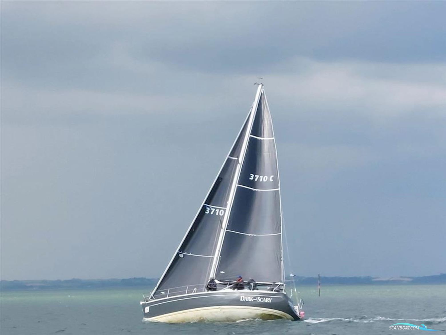 Hanse 371
