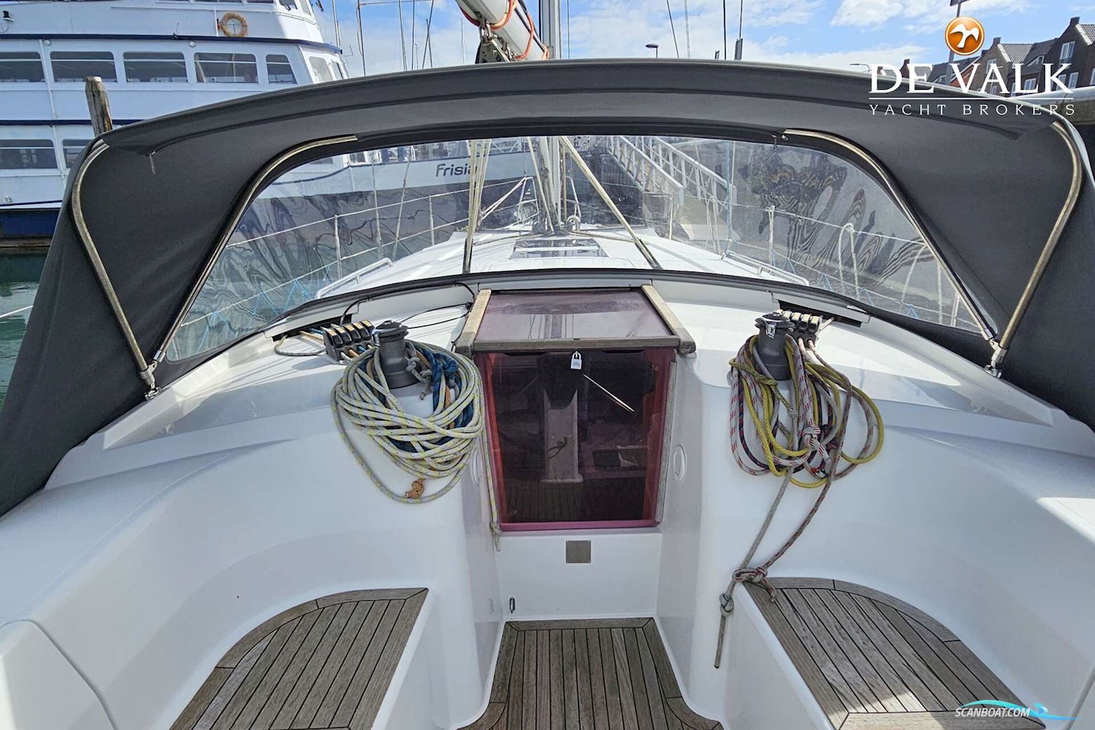 Hanse 375