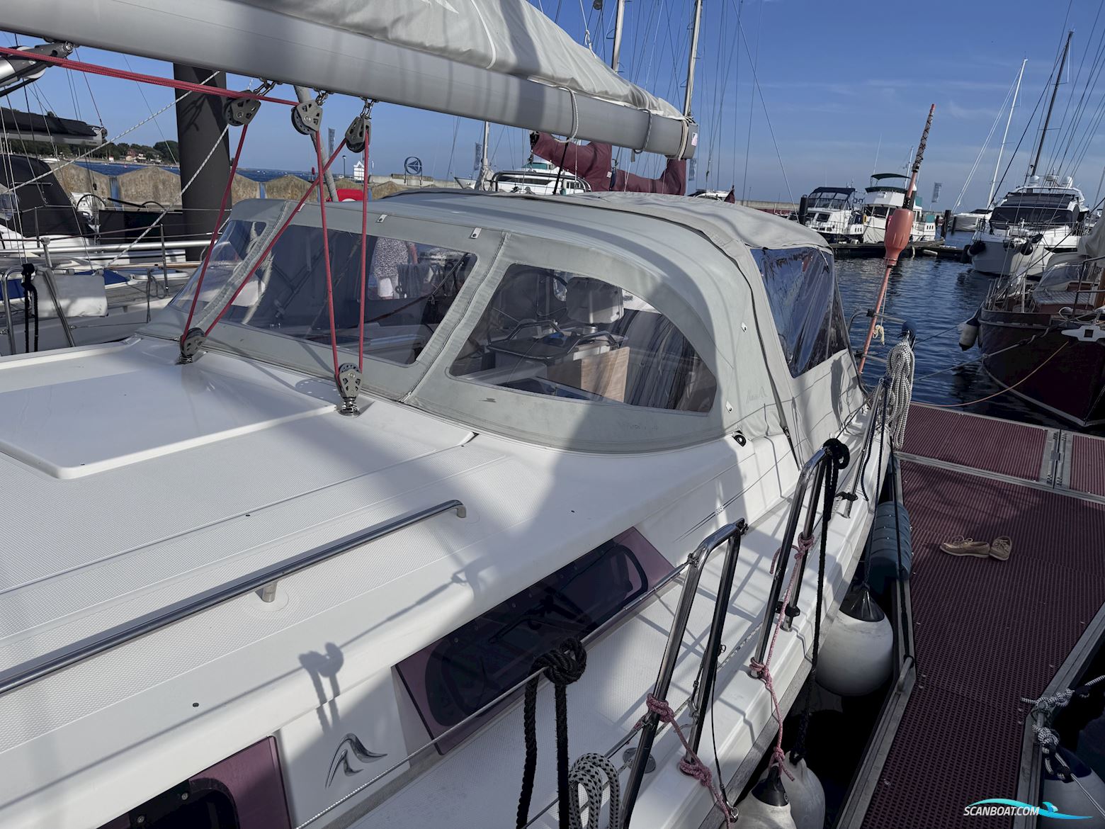 Hanse 385