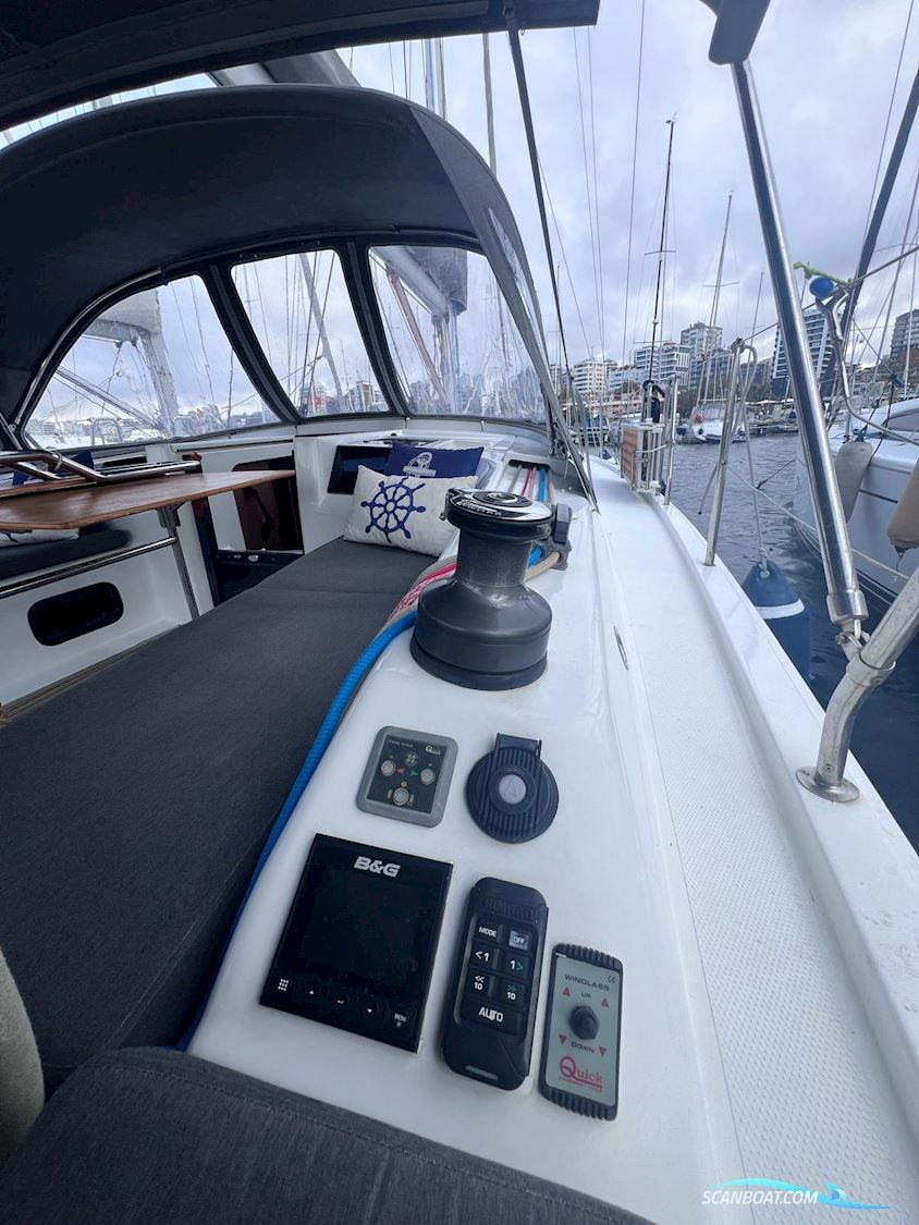 Hanse 385
