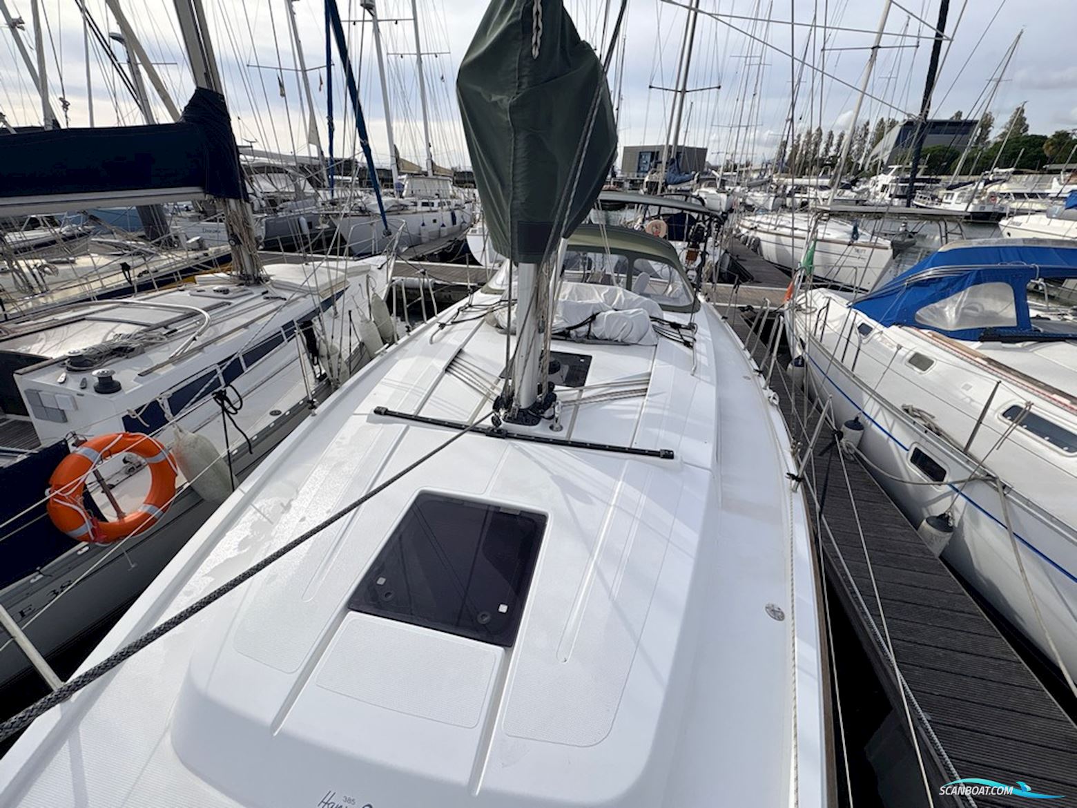 Hanse 385