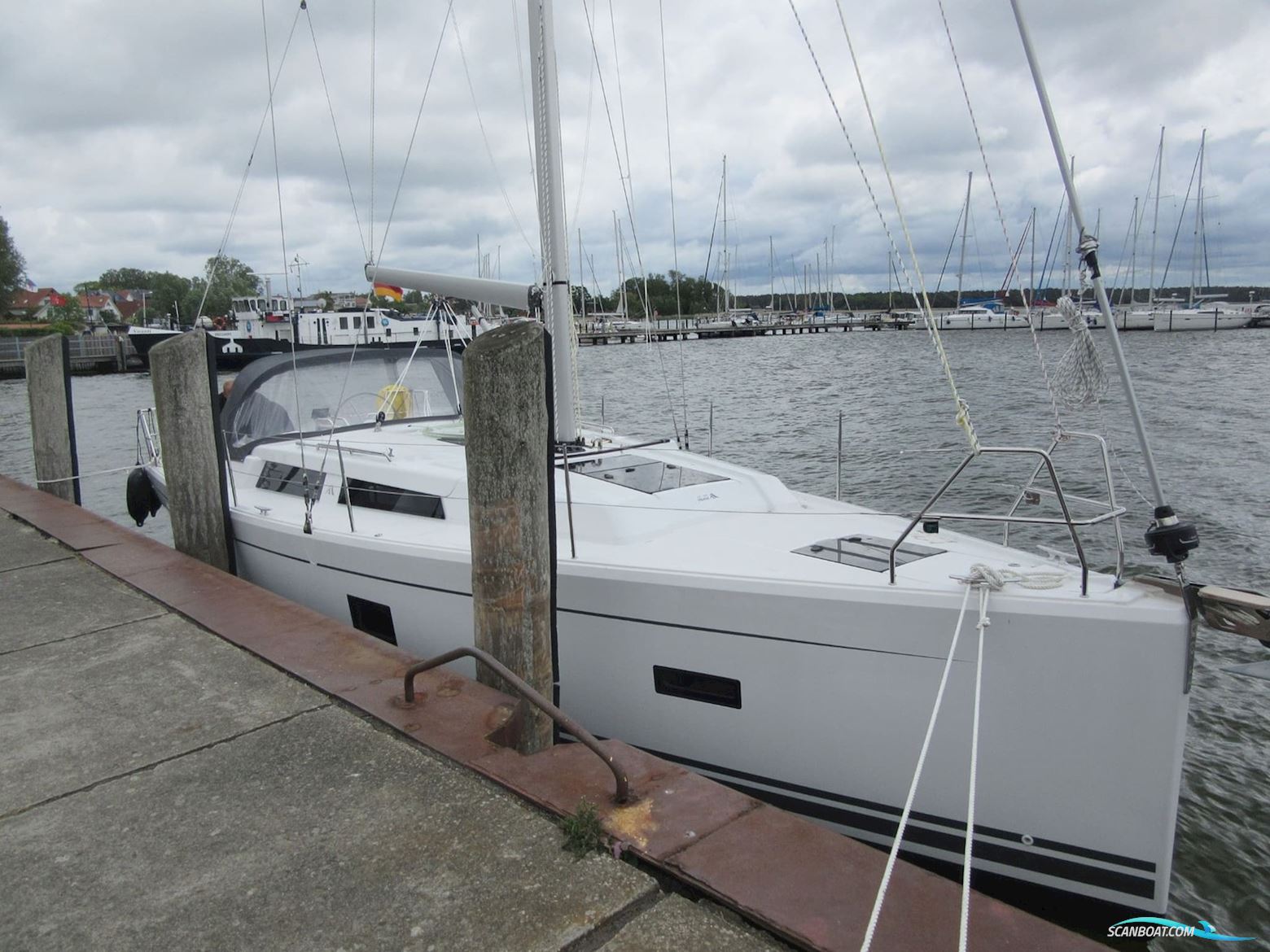 Hanse 388