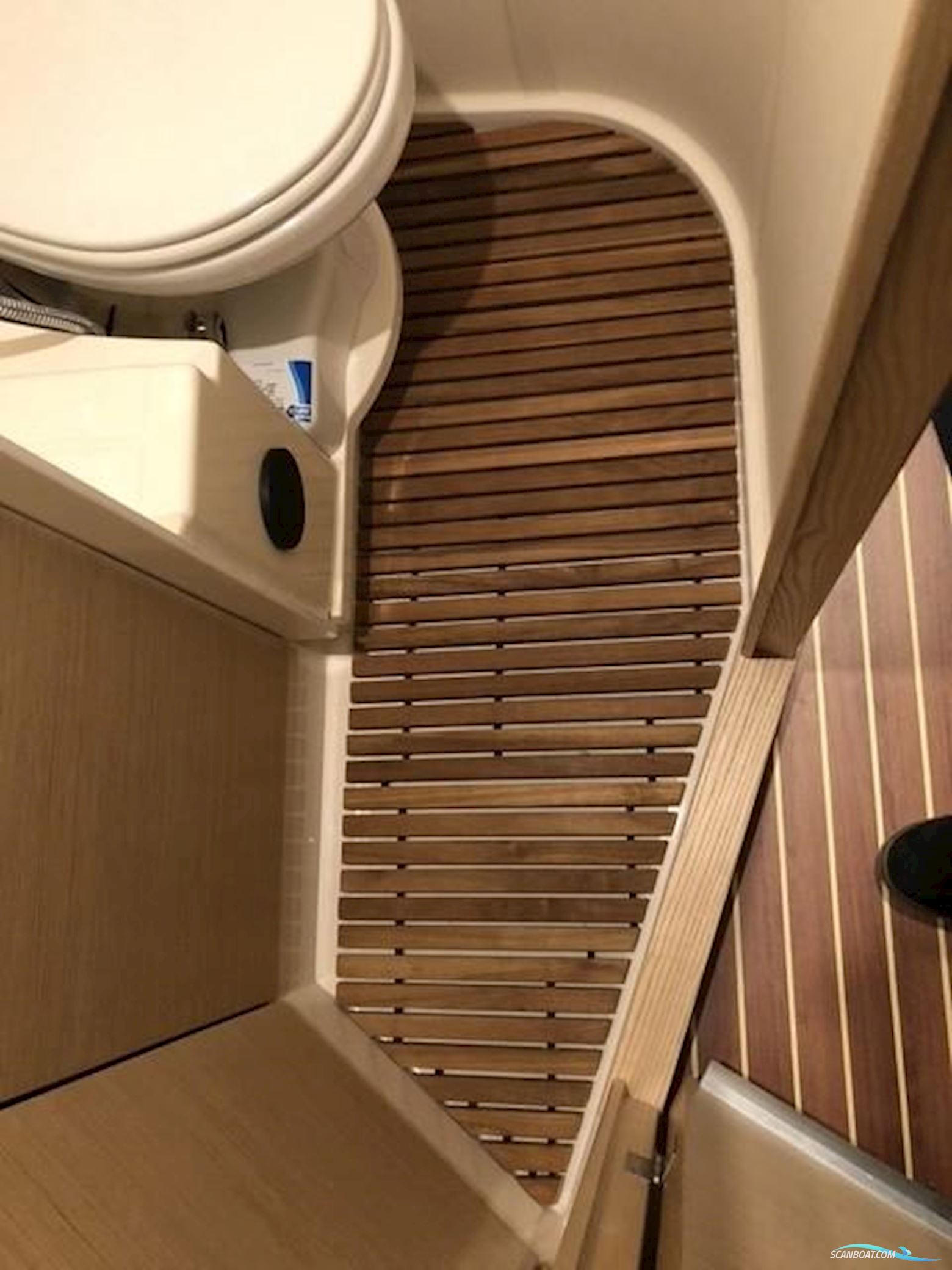 Hanse 388