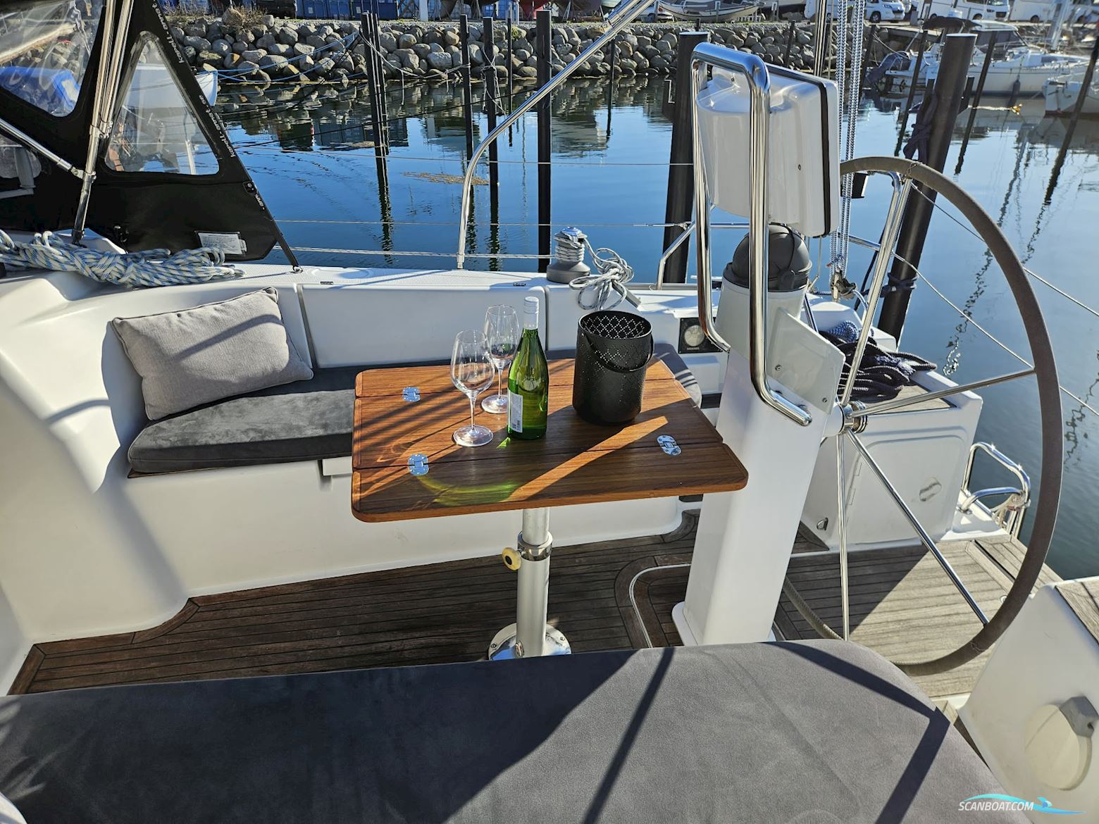 Hanse 400