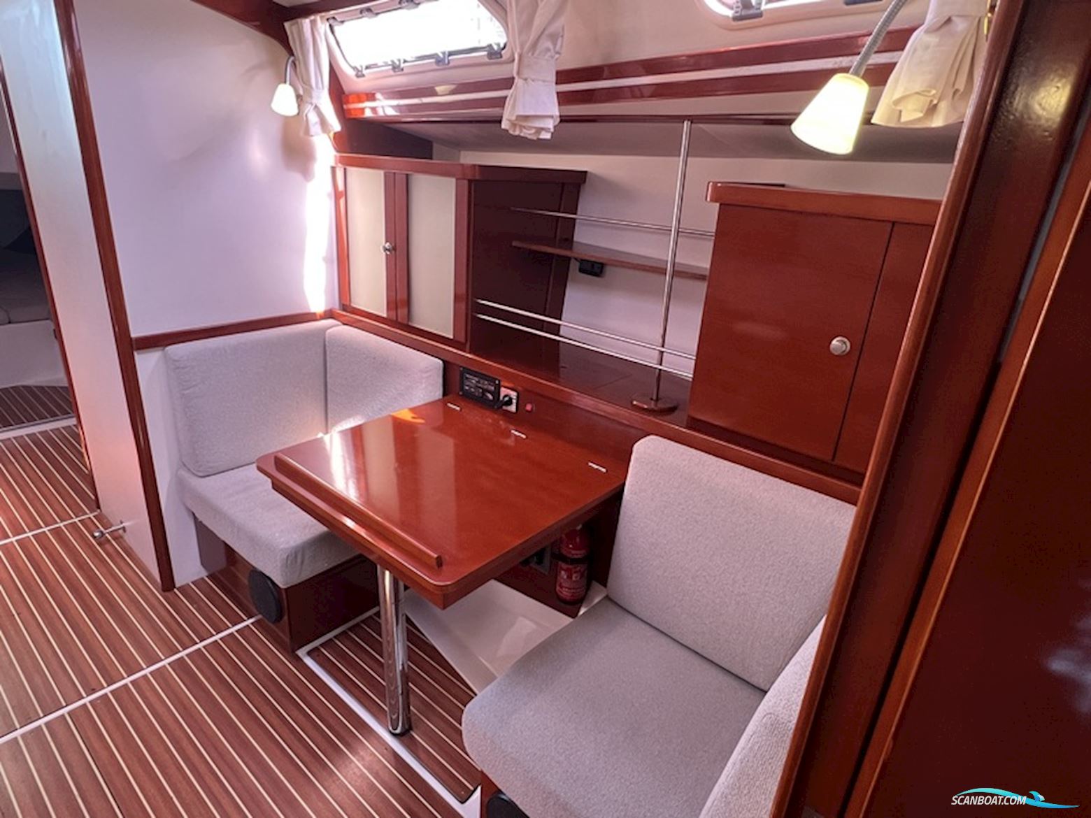 Hanse 400
