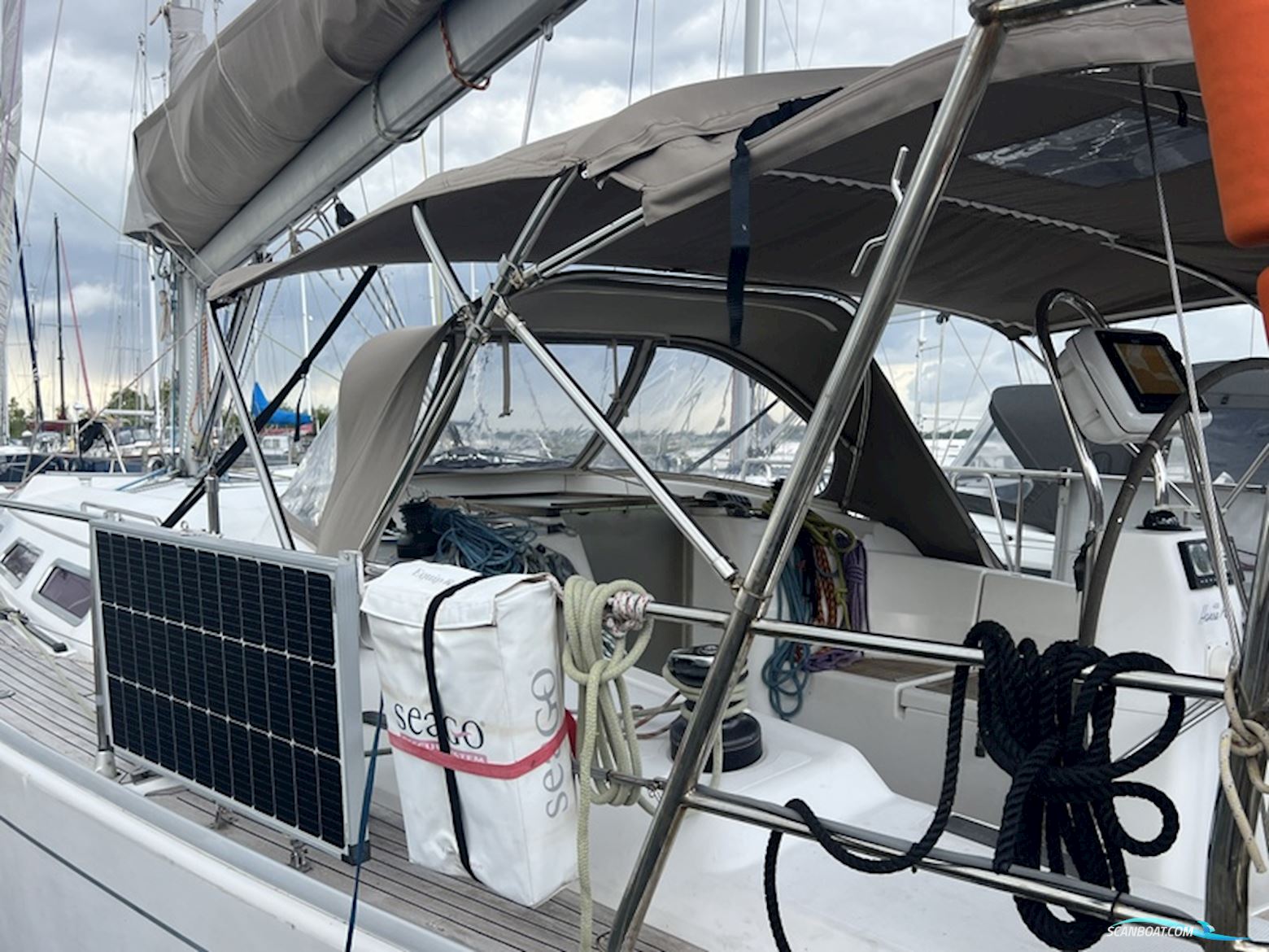 Hanse 400