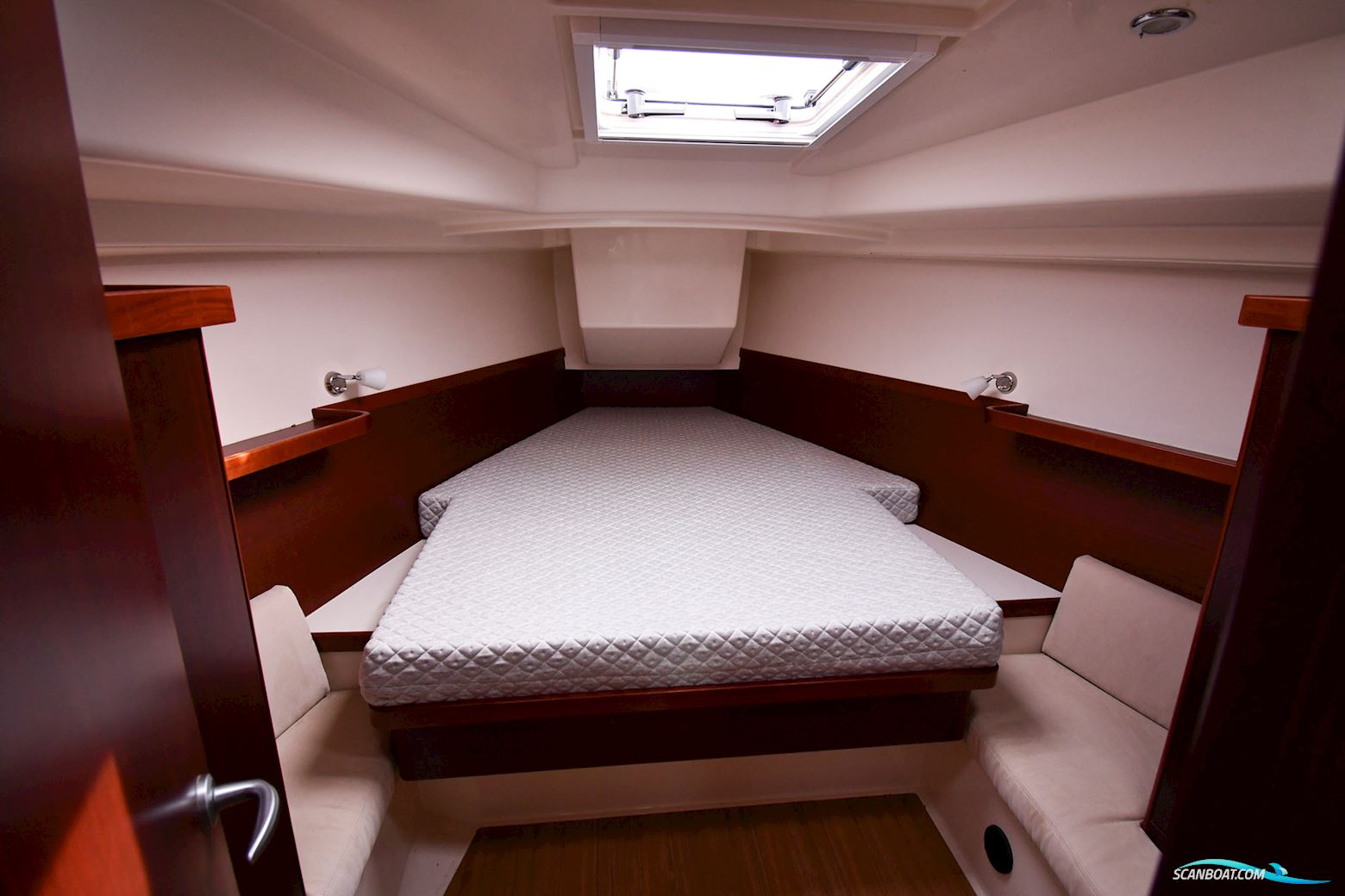 Hanse 400
