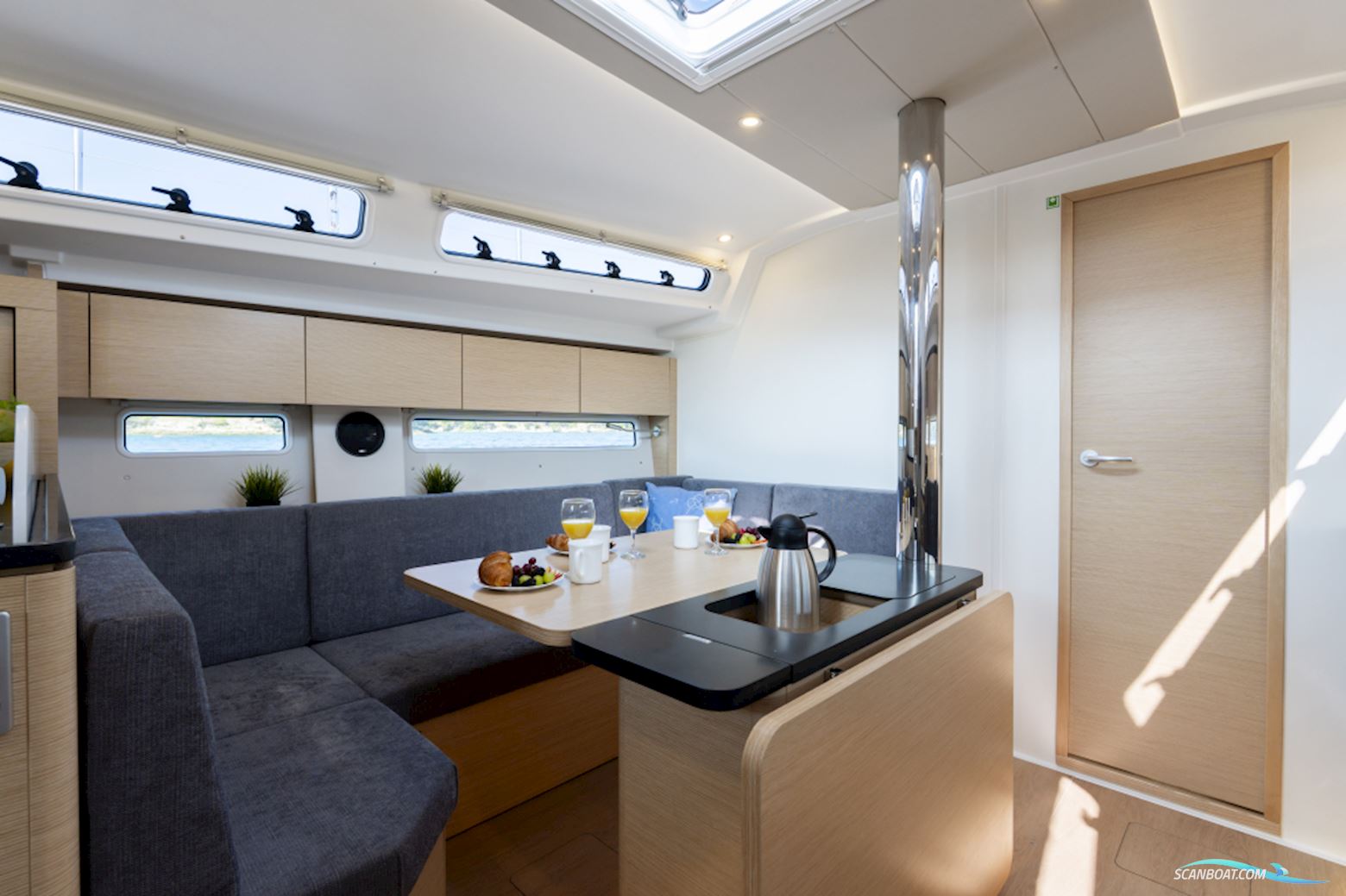 Hanse 410