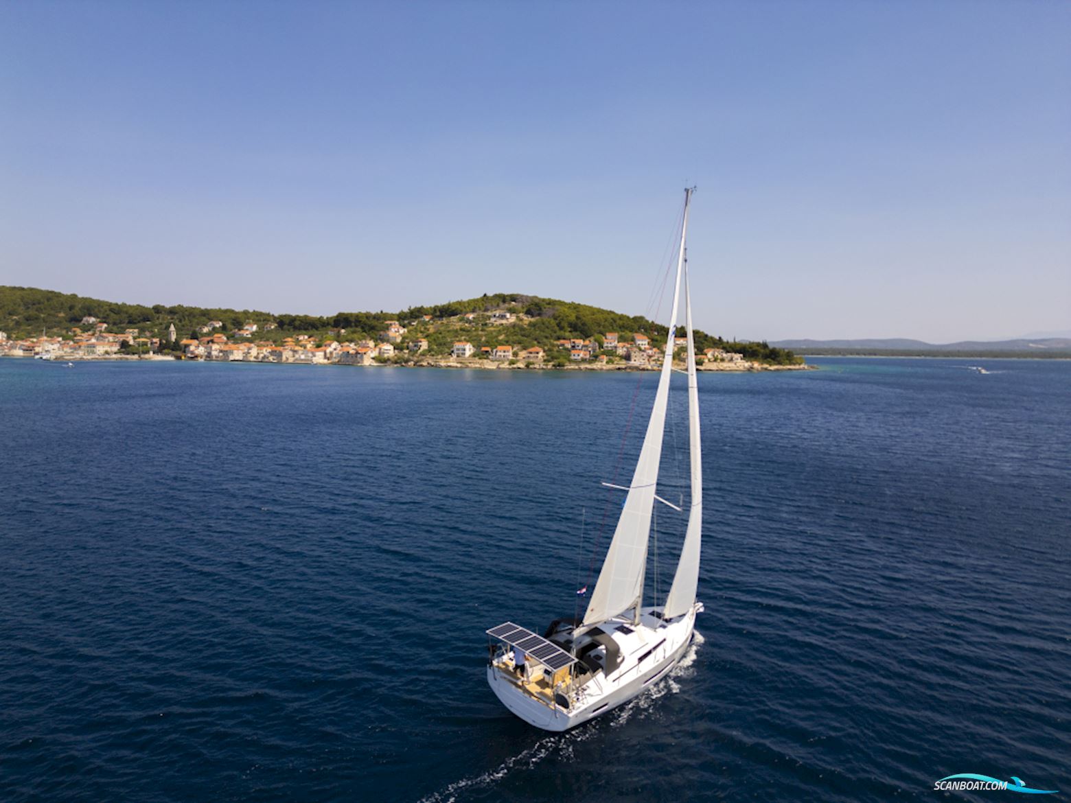 Hanse 410