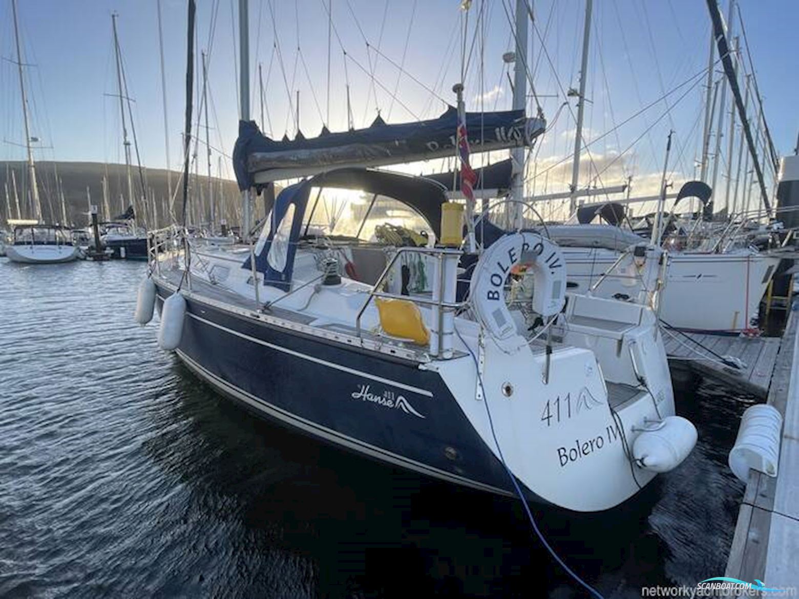 Hanse 411