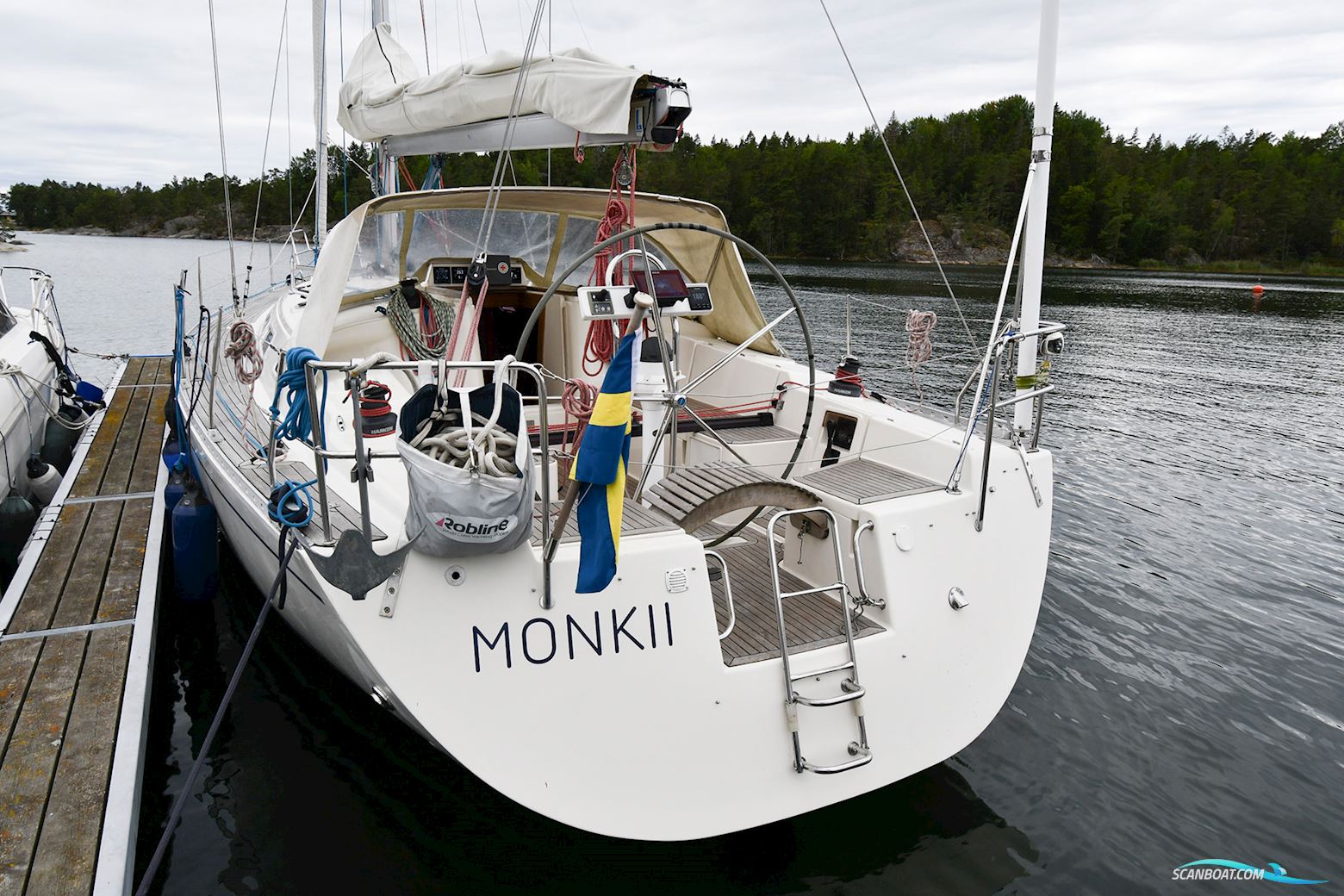 Hanse 411