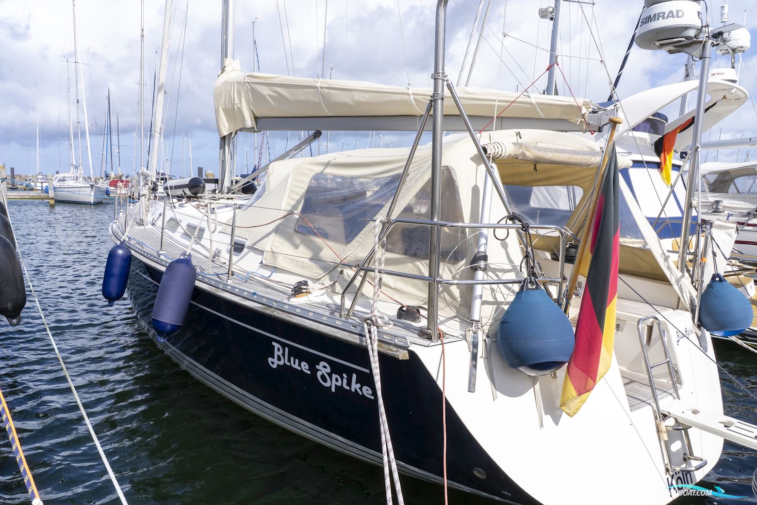 Hanse 411