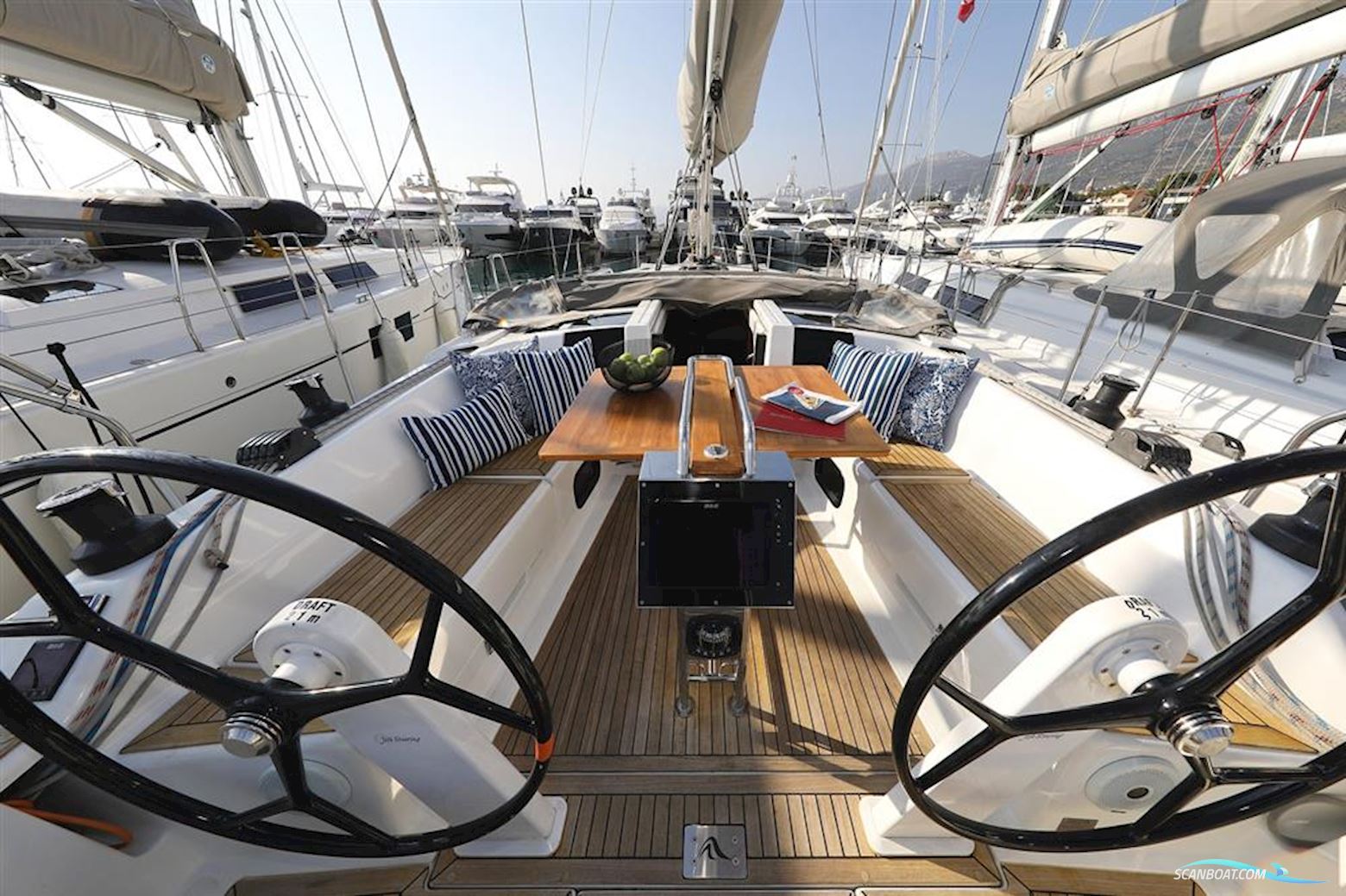 Hanse 415