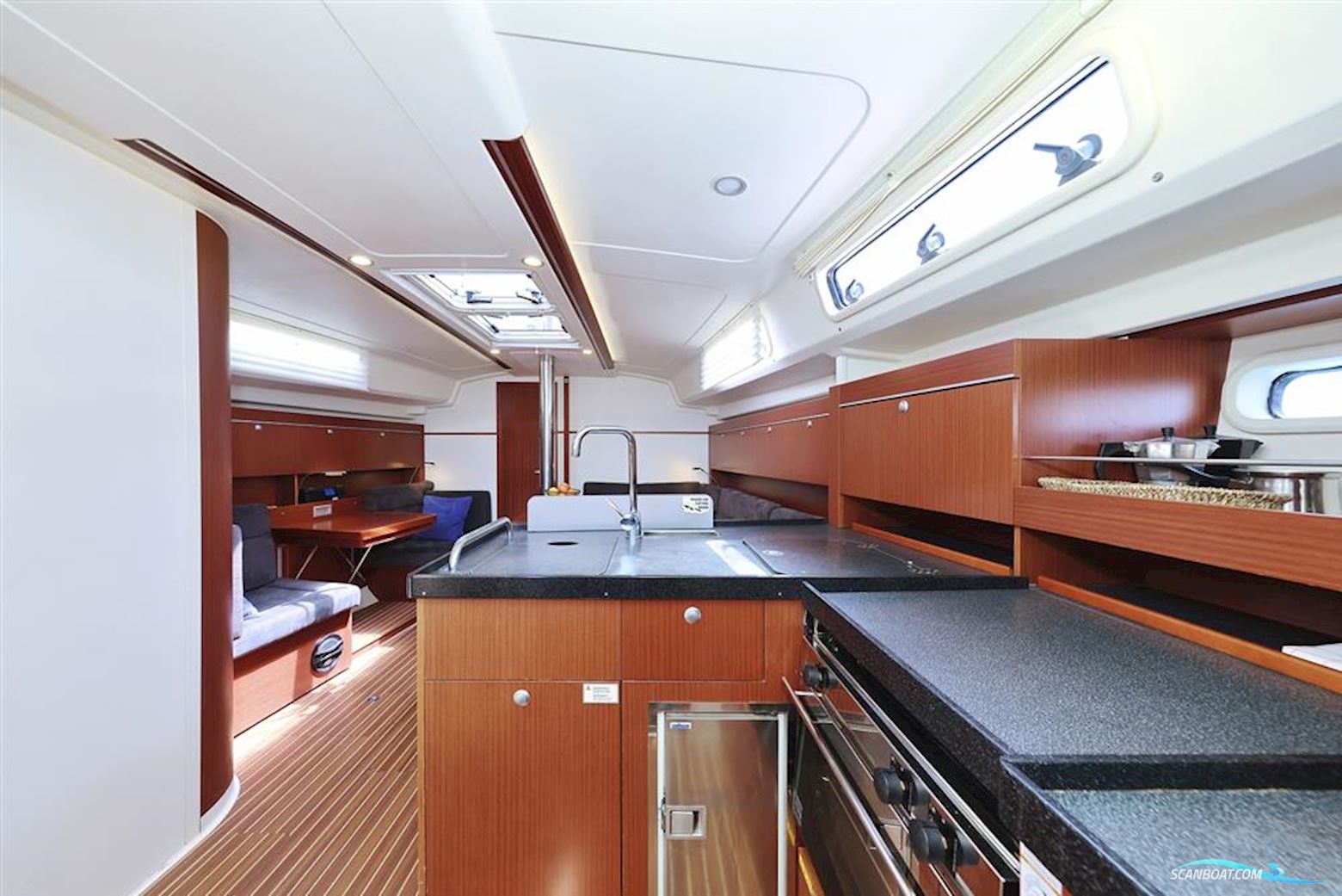 Hanse 415