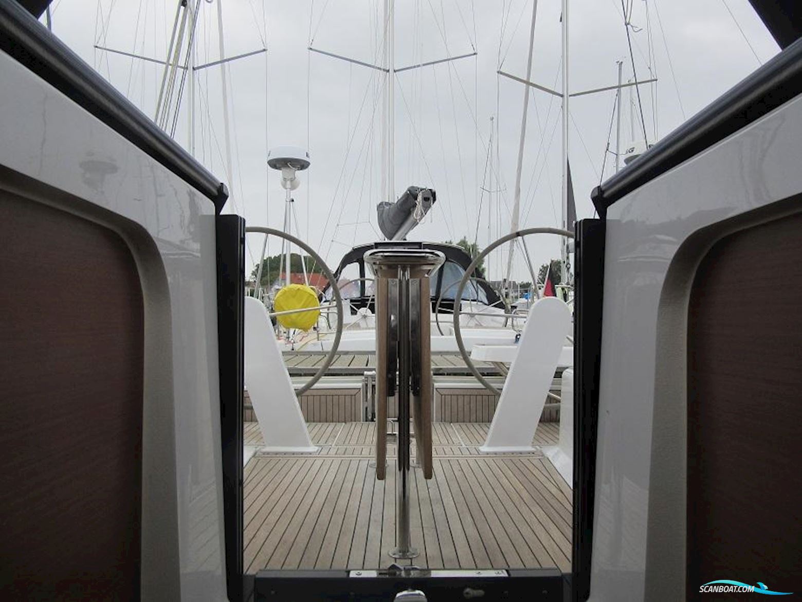 Hanse 418
