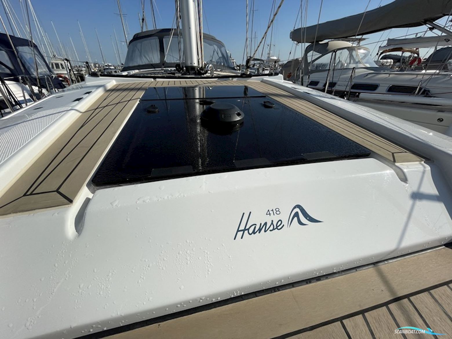 Hanse 418