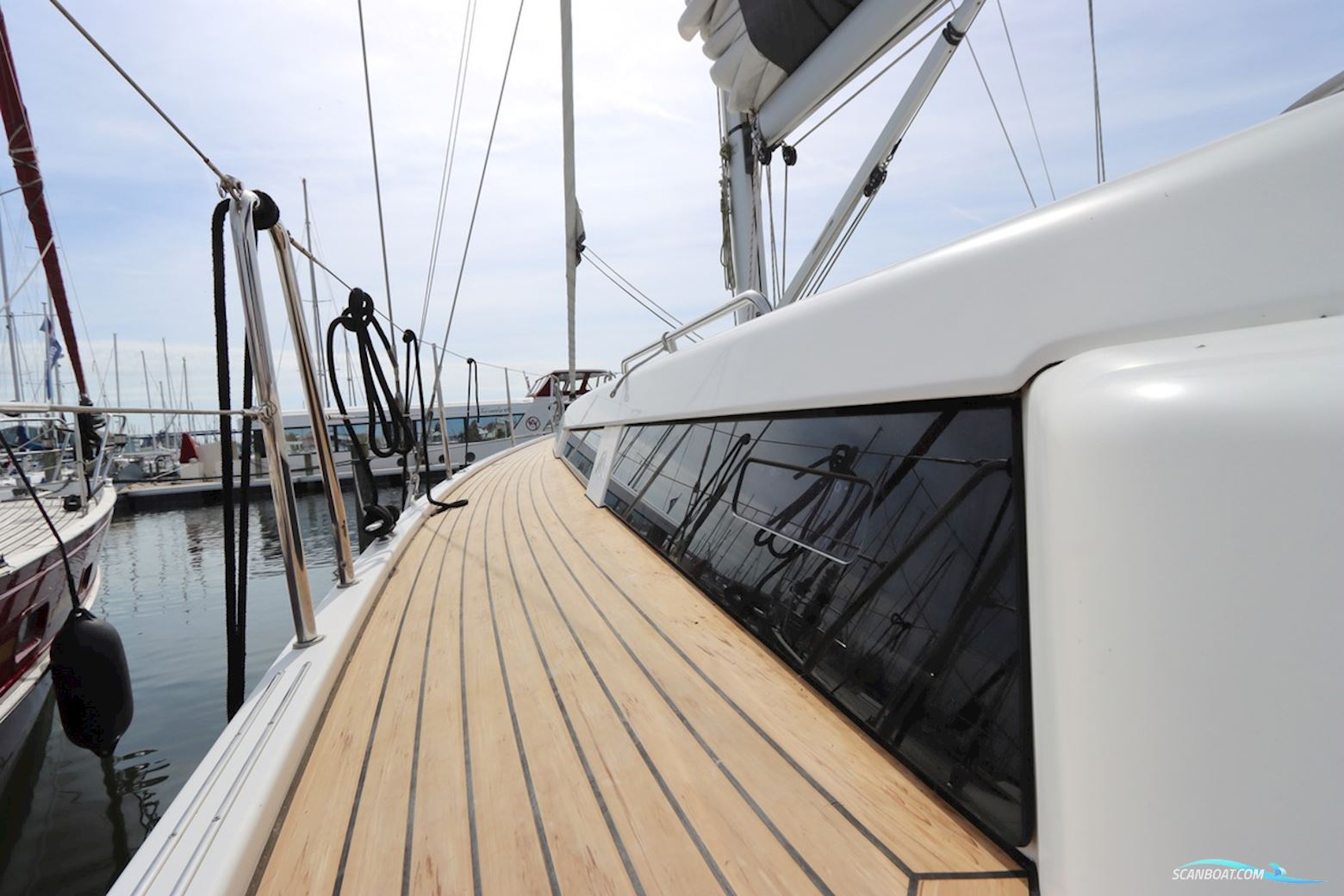 Hanse 418