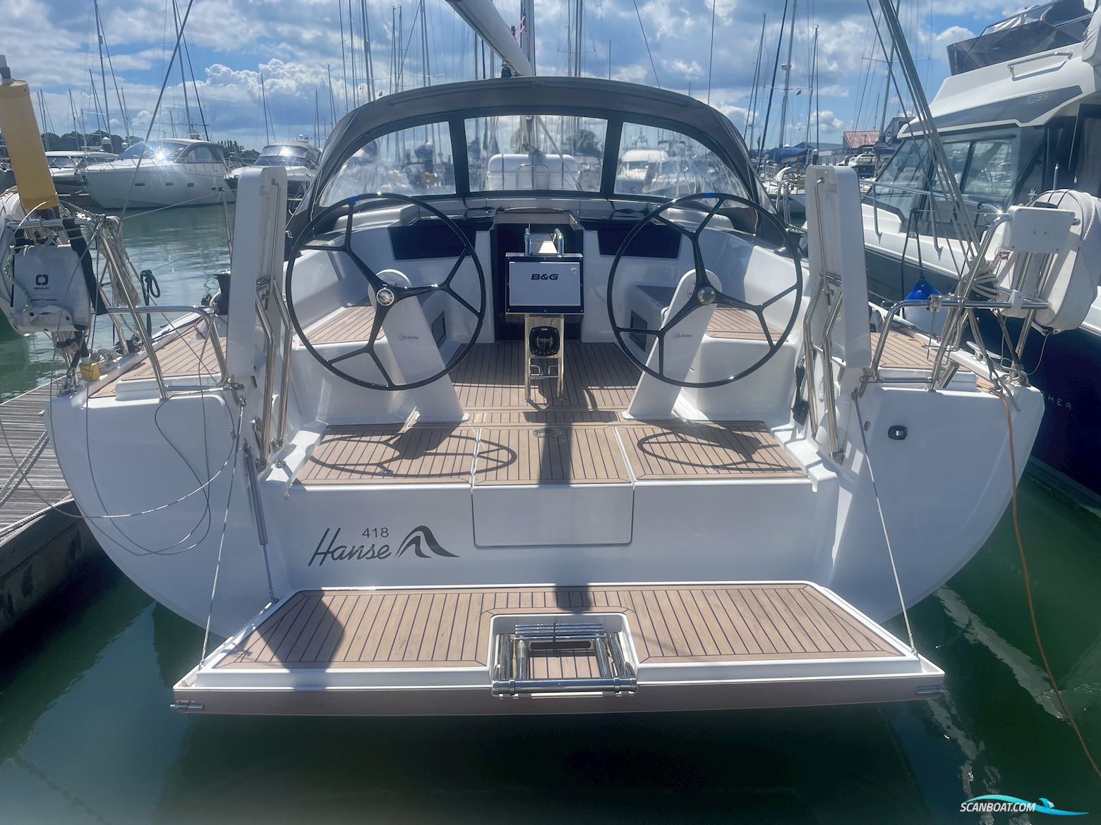 Hanse 418