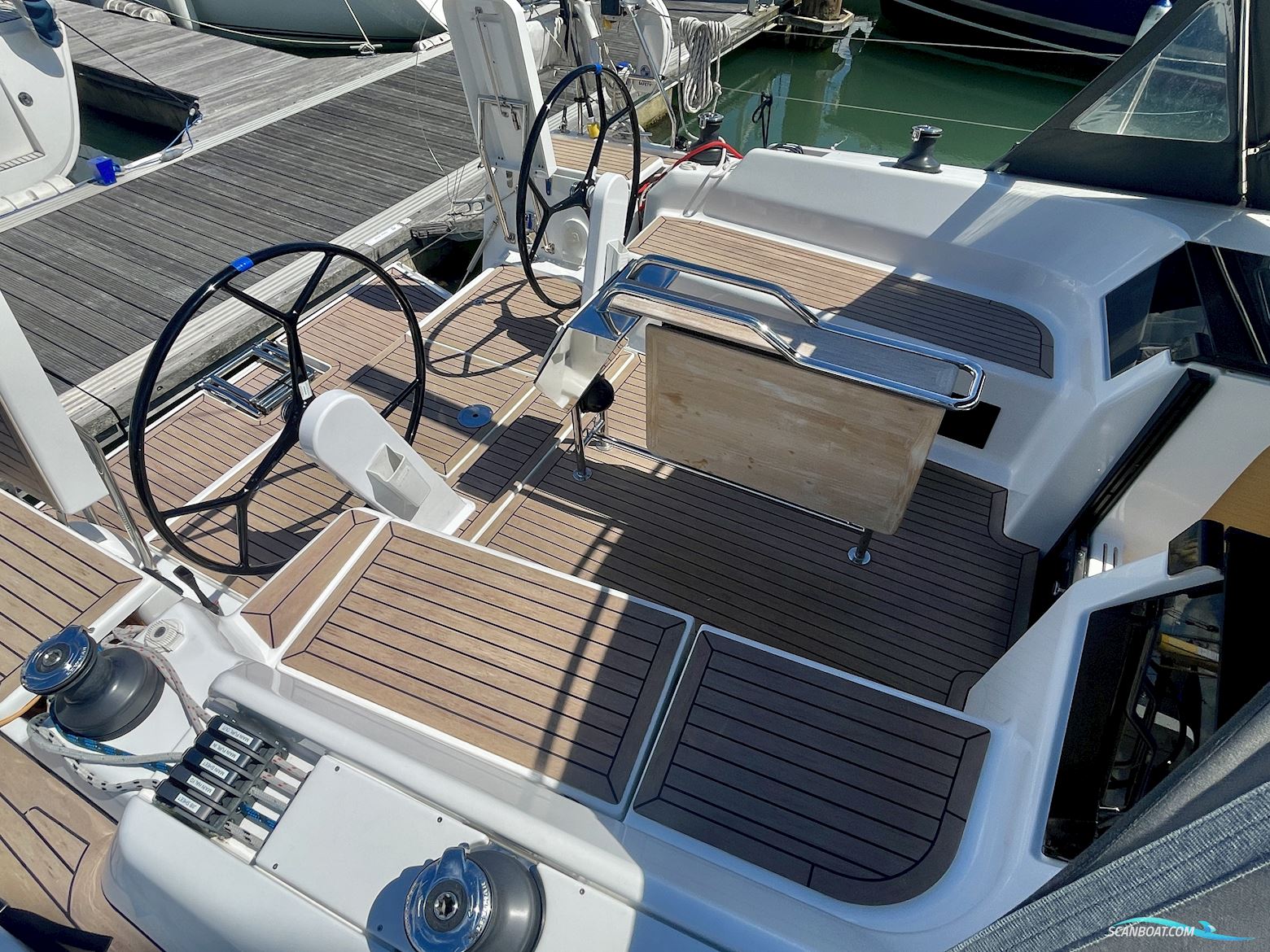 Hanse 418