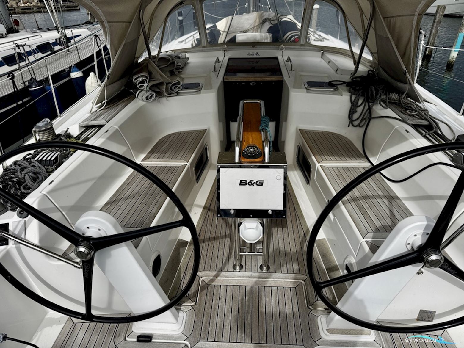 Hanse 445