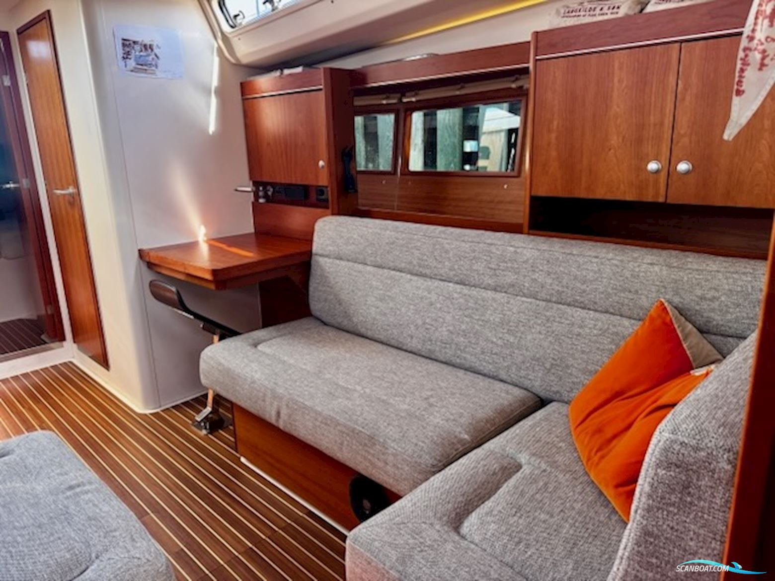 Hanse 455 "Queen B" - 2017