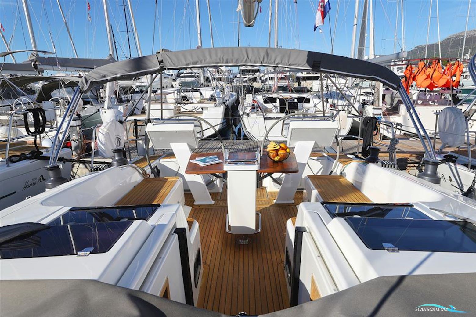 Hanse 455
