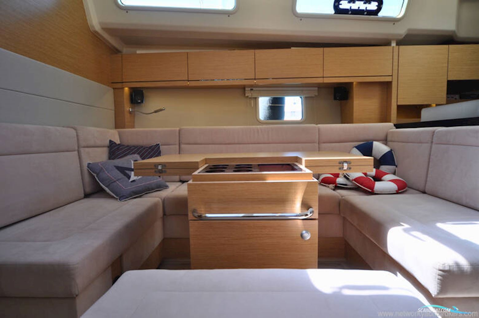 Hanse 458