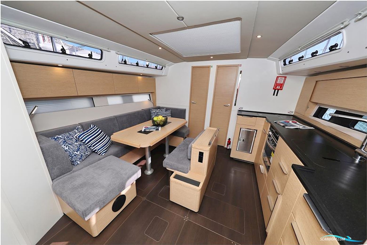 Hanse 460