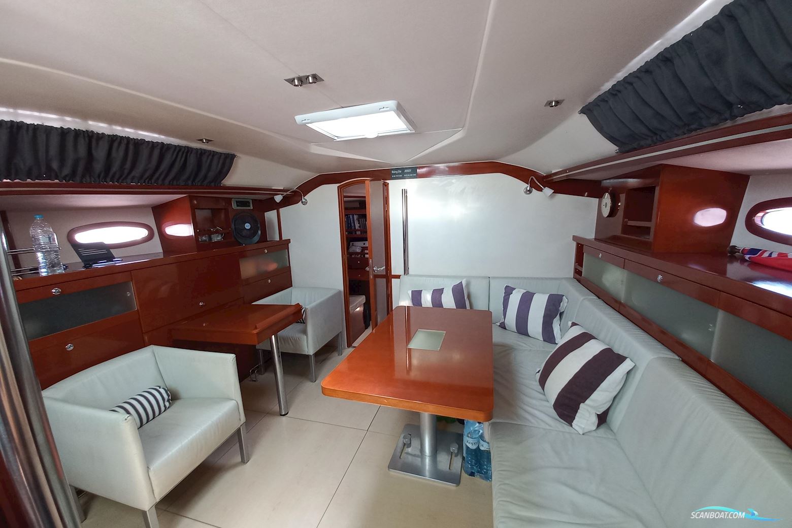 Hanse 461