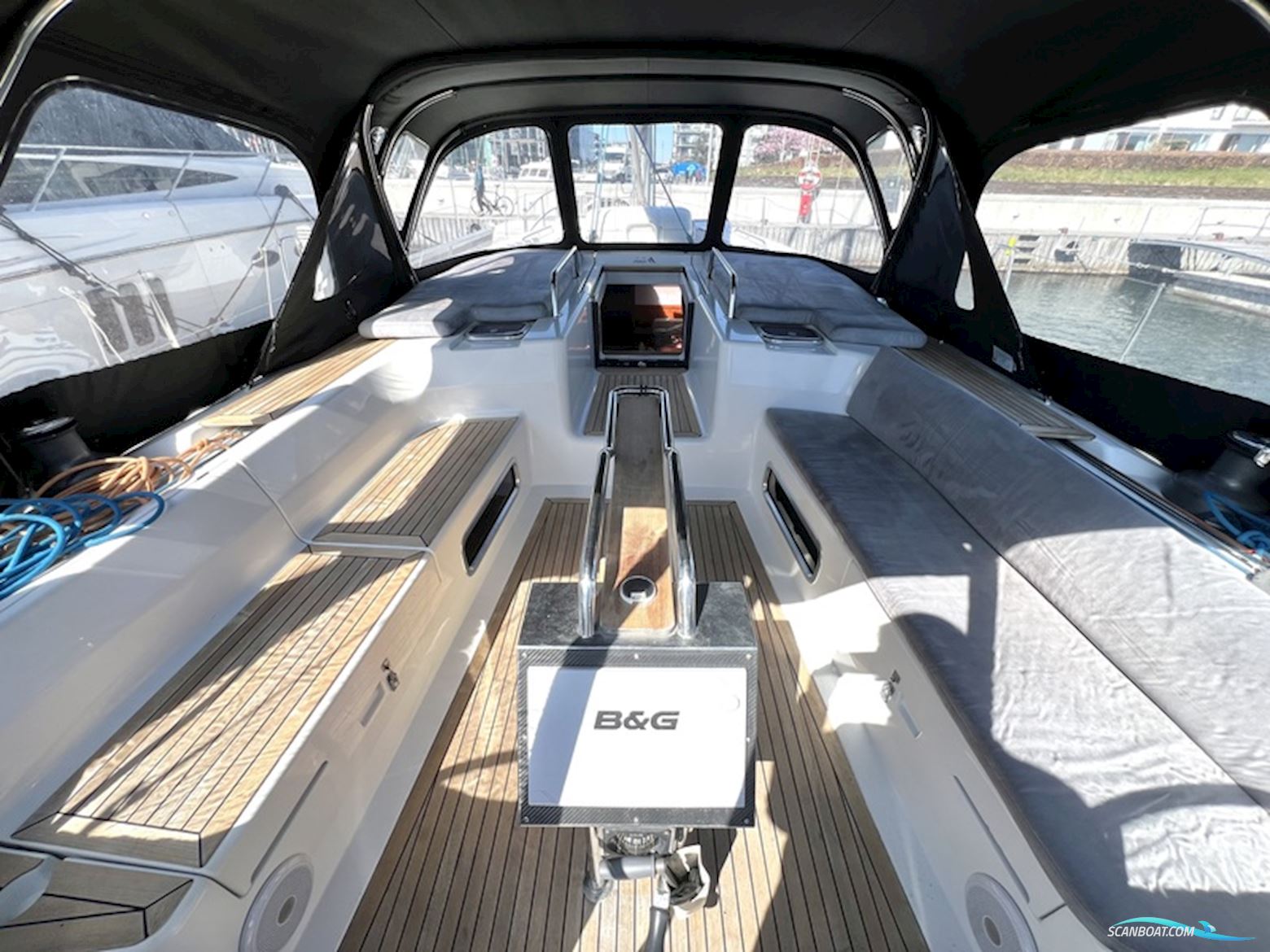 Hanse 495
