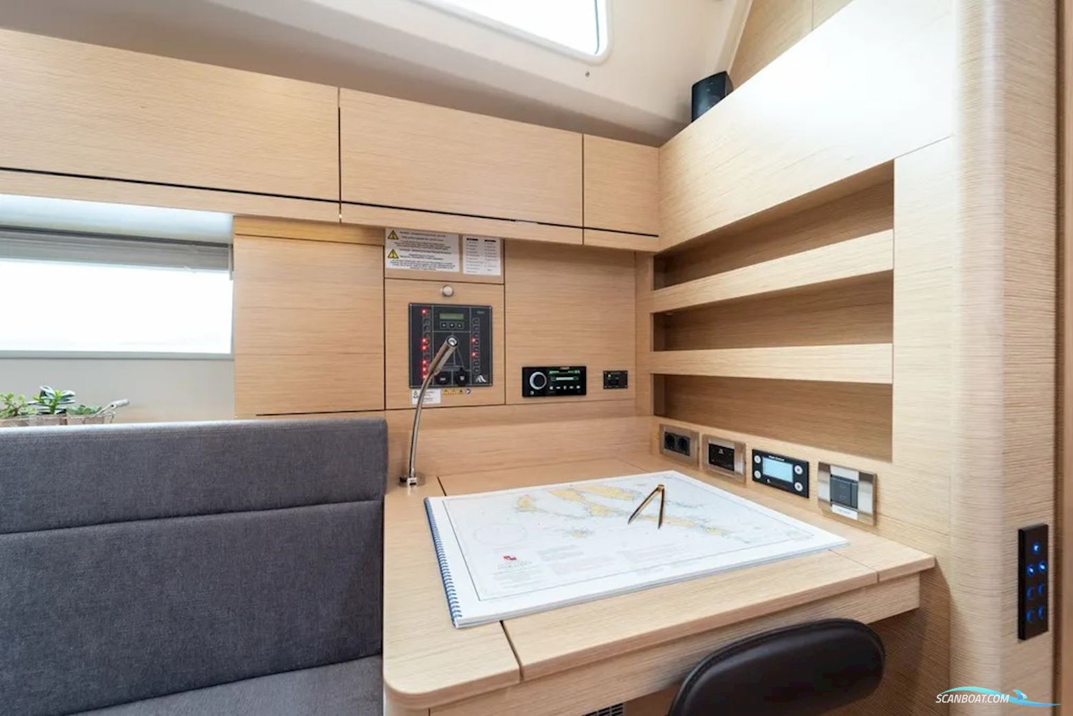 Hanse 508