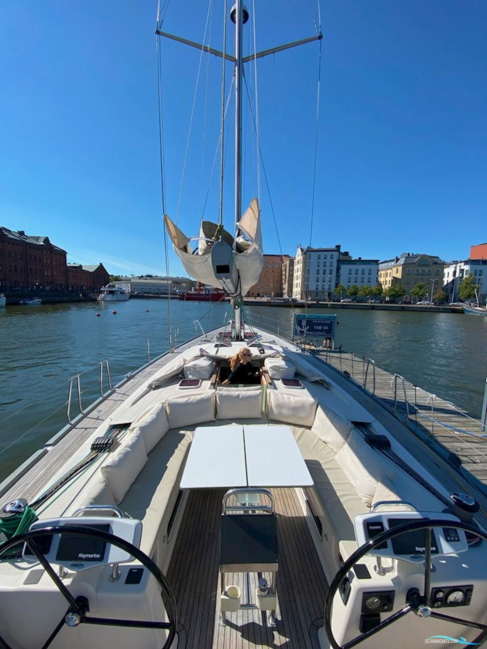 Hanse 531 E