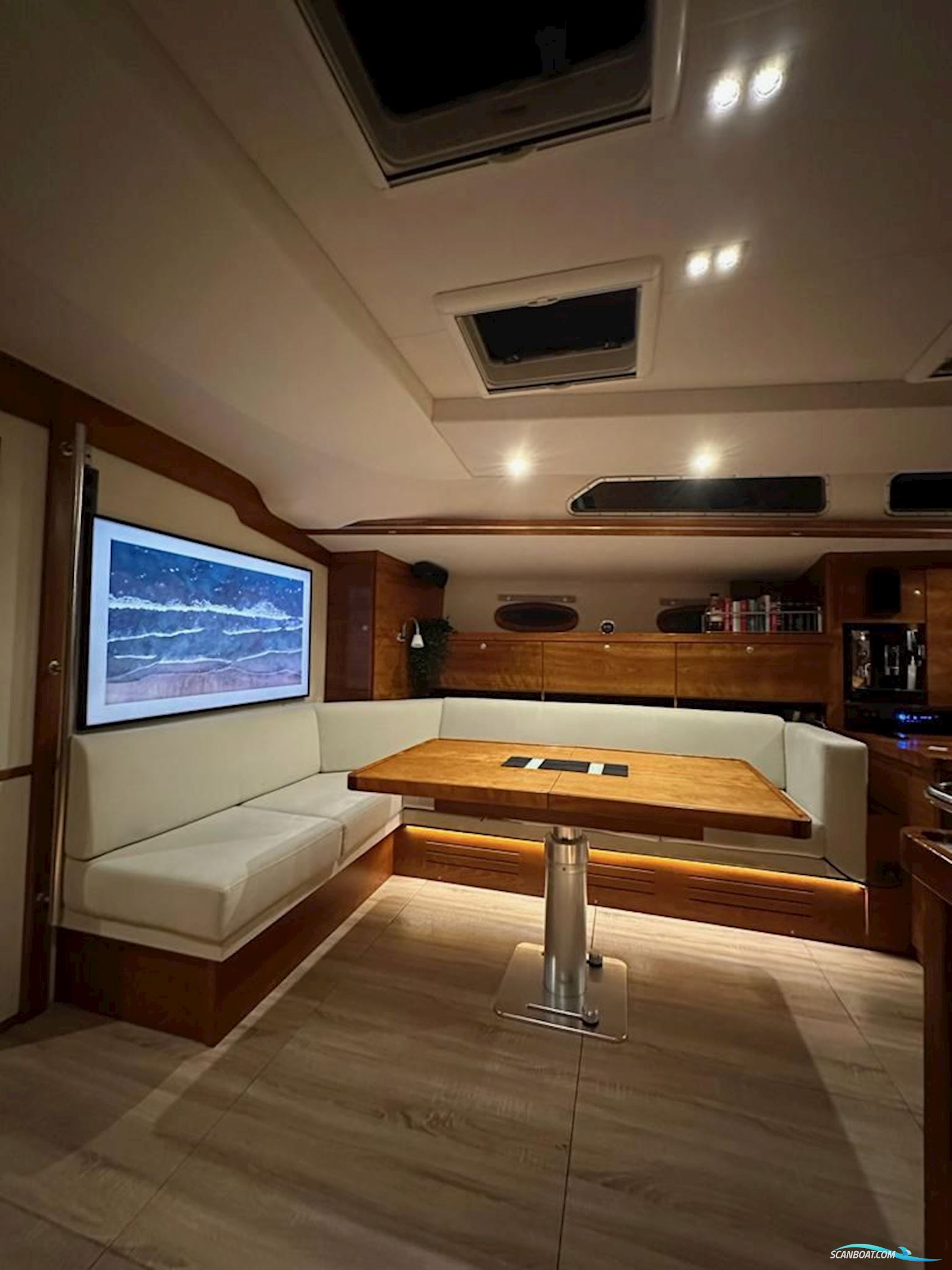 Hanse 531 E