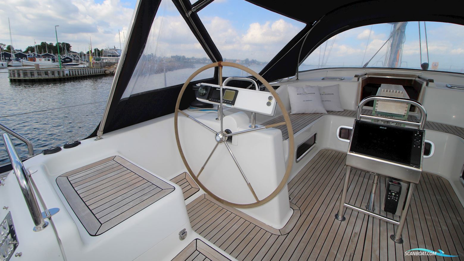 Hanse 531