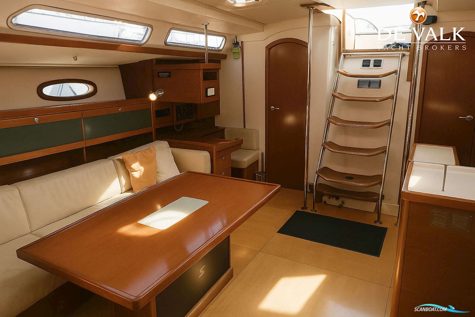 Hanse 531
