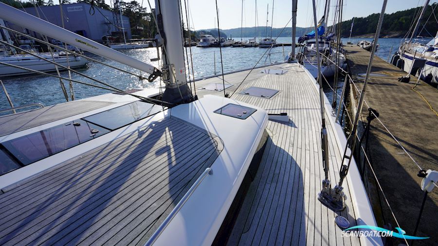 Hanse 545