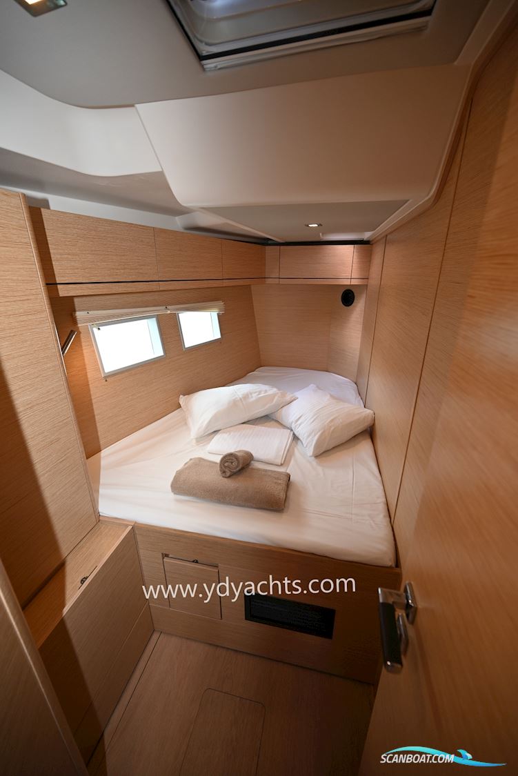 Hanse 548