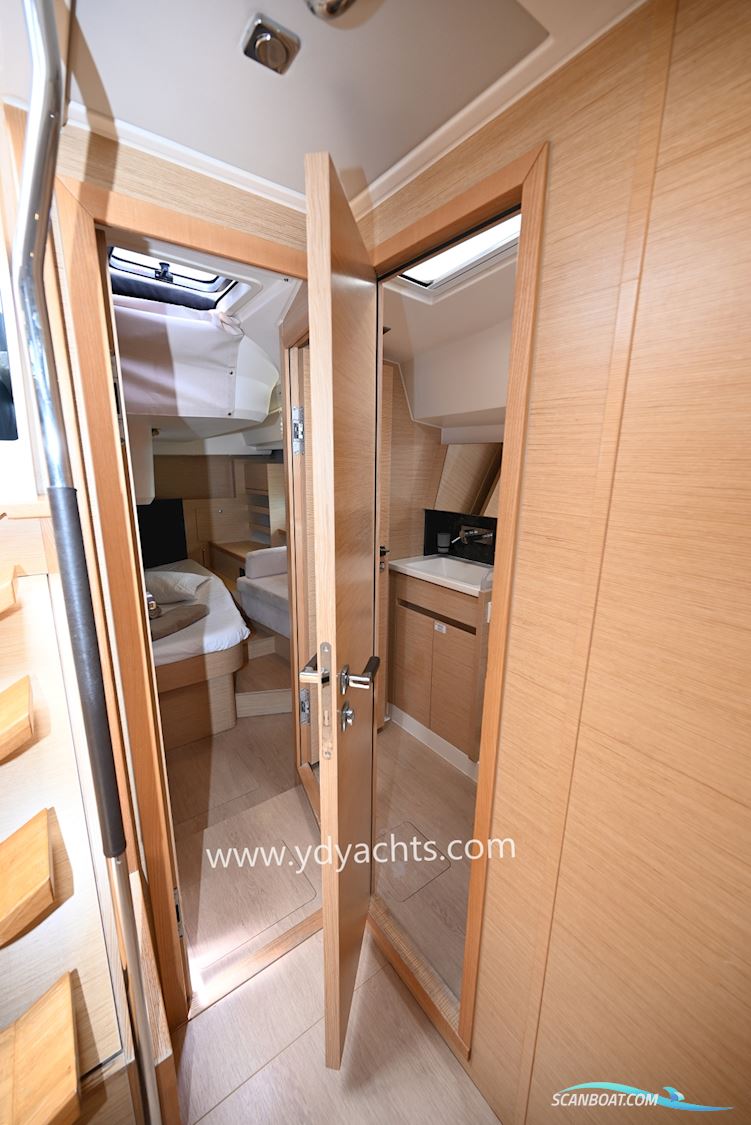Hanse 548