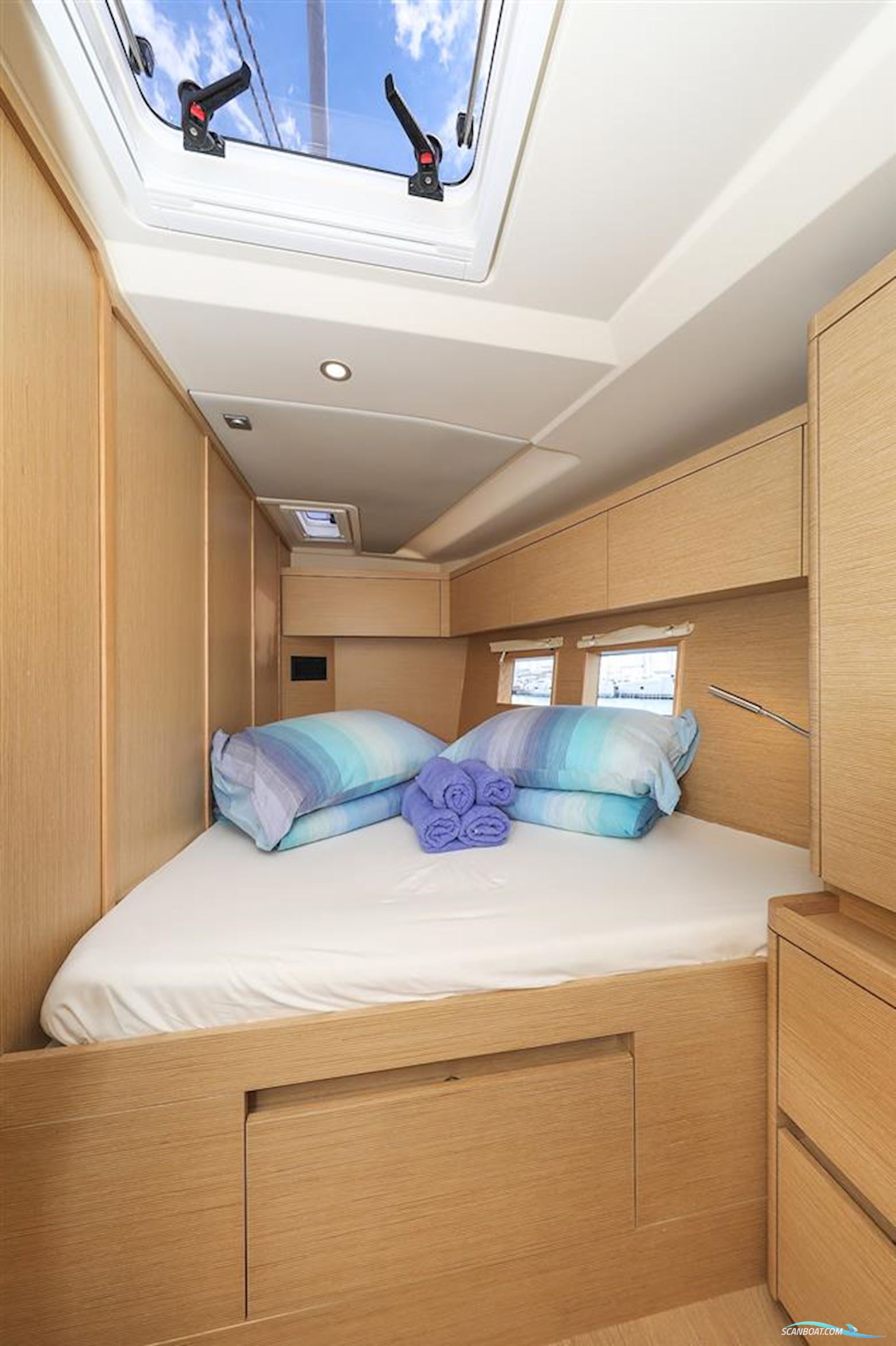 Hanse 588