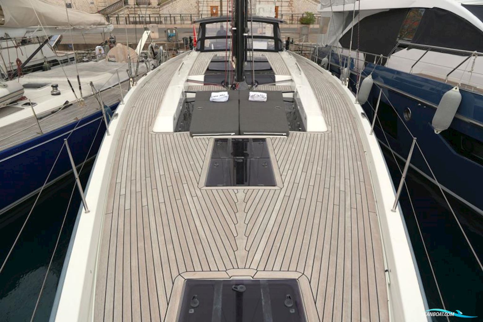 Hanse 675