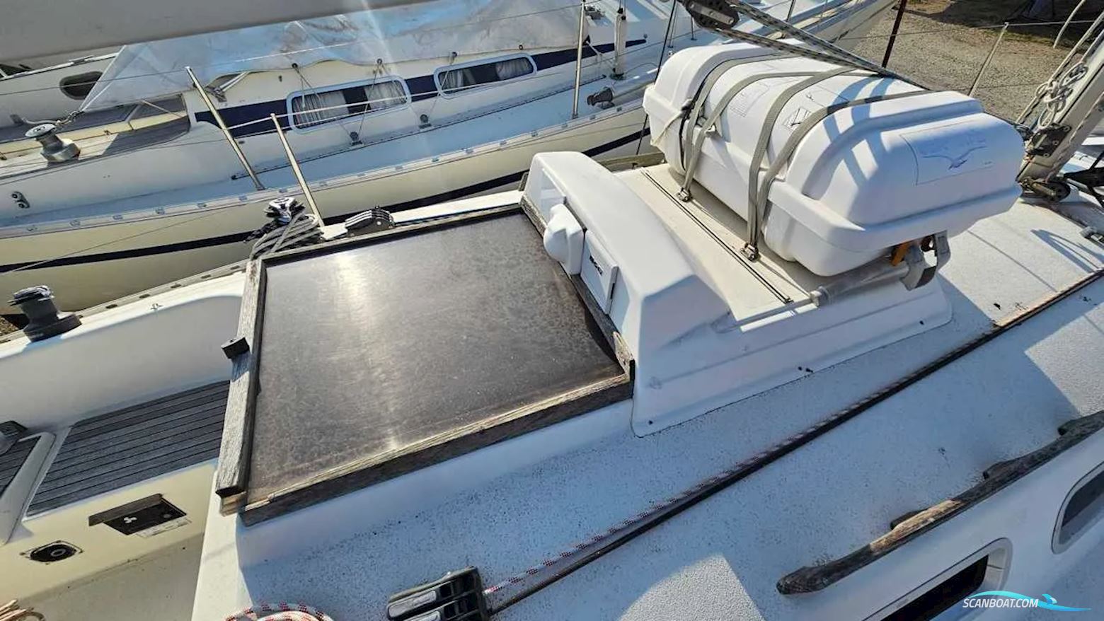 Hanse Yachts 300