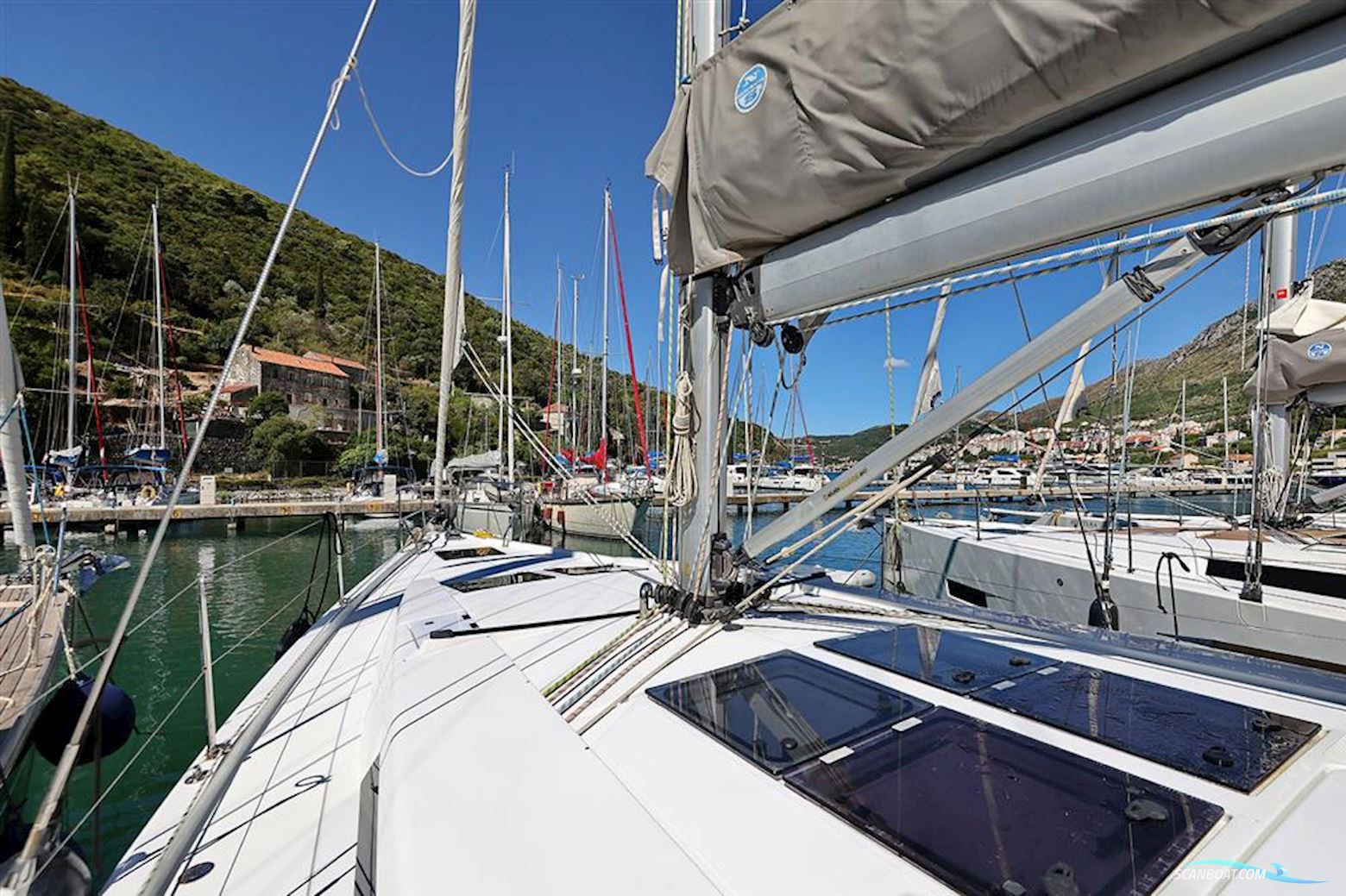 Hanse Yachts 455