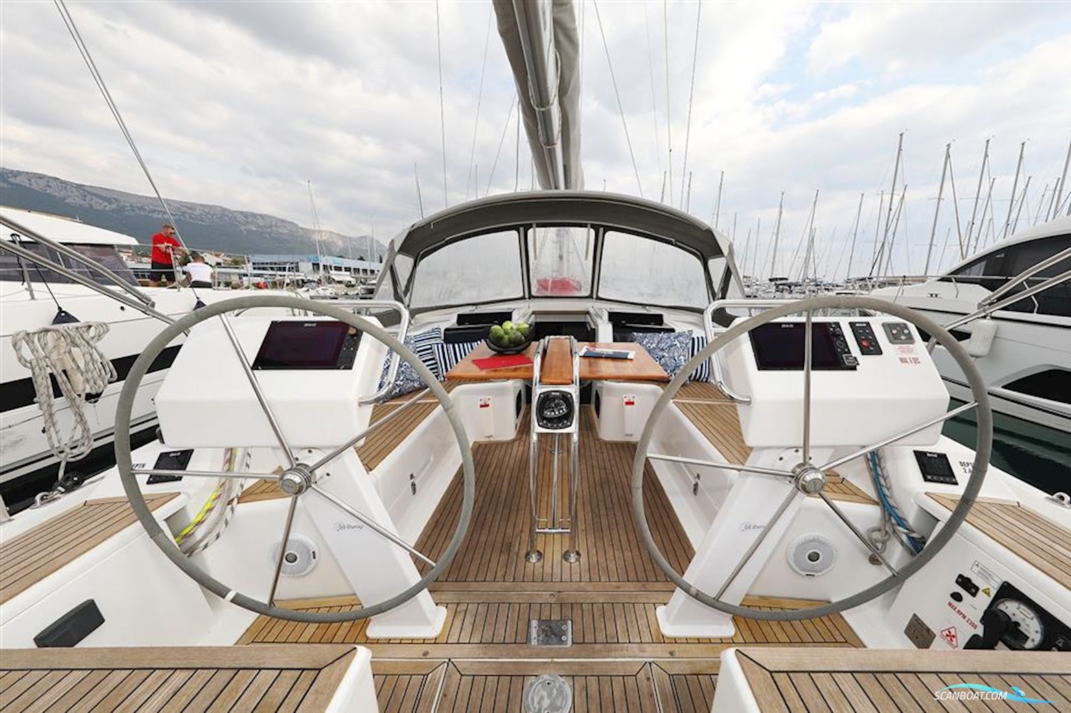 Hanse Yachts 455