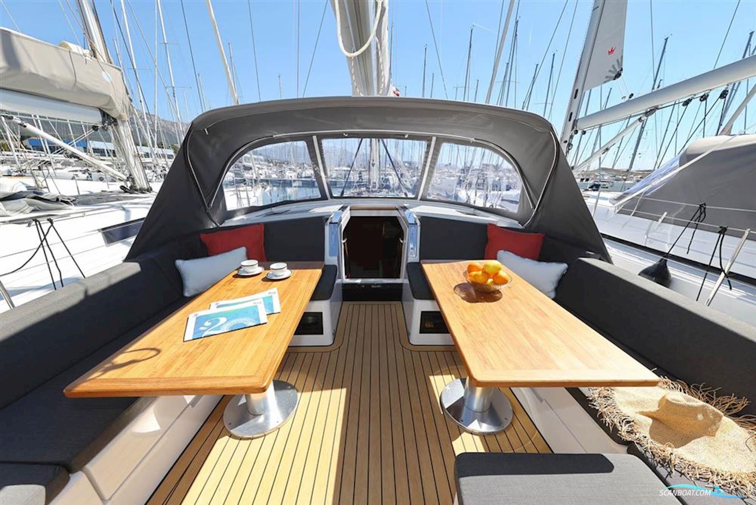 Hanse Yachts 460