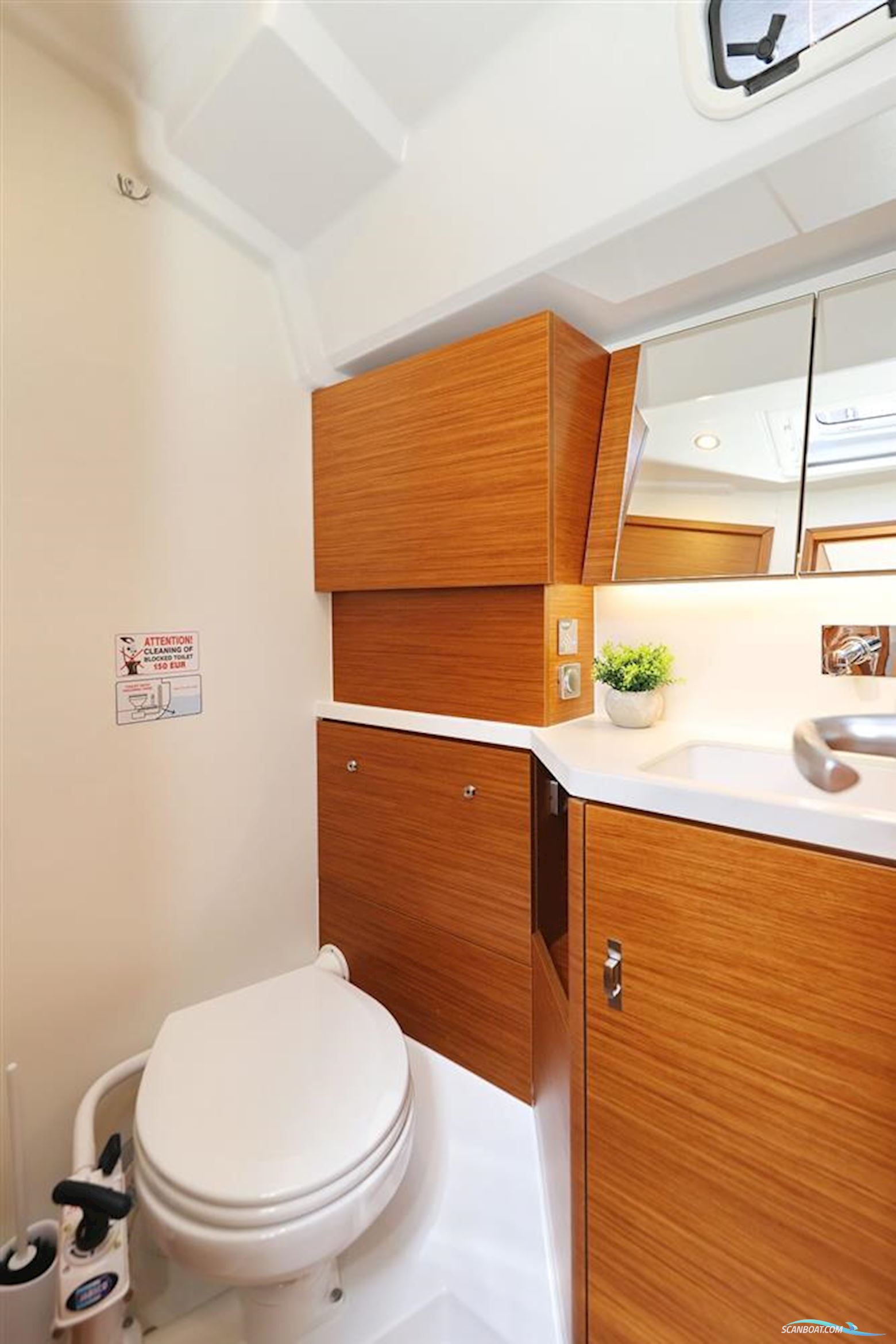 Hanse Yachts 460