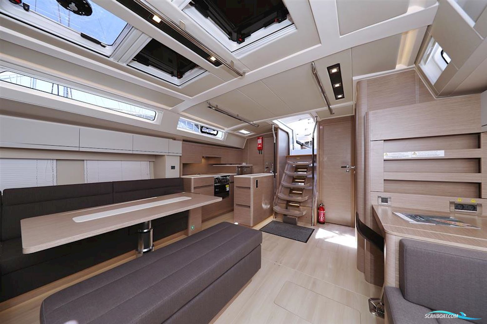 Hanse Yachts 548