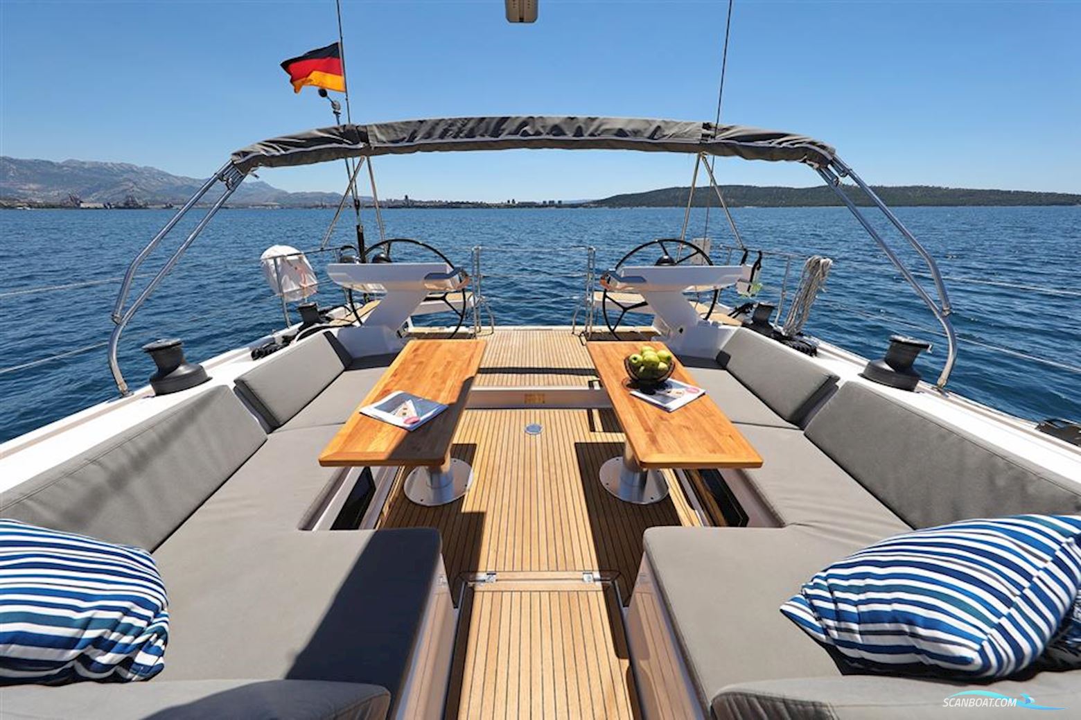 Hanse Yachts 588