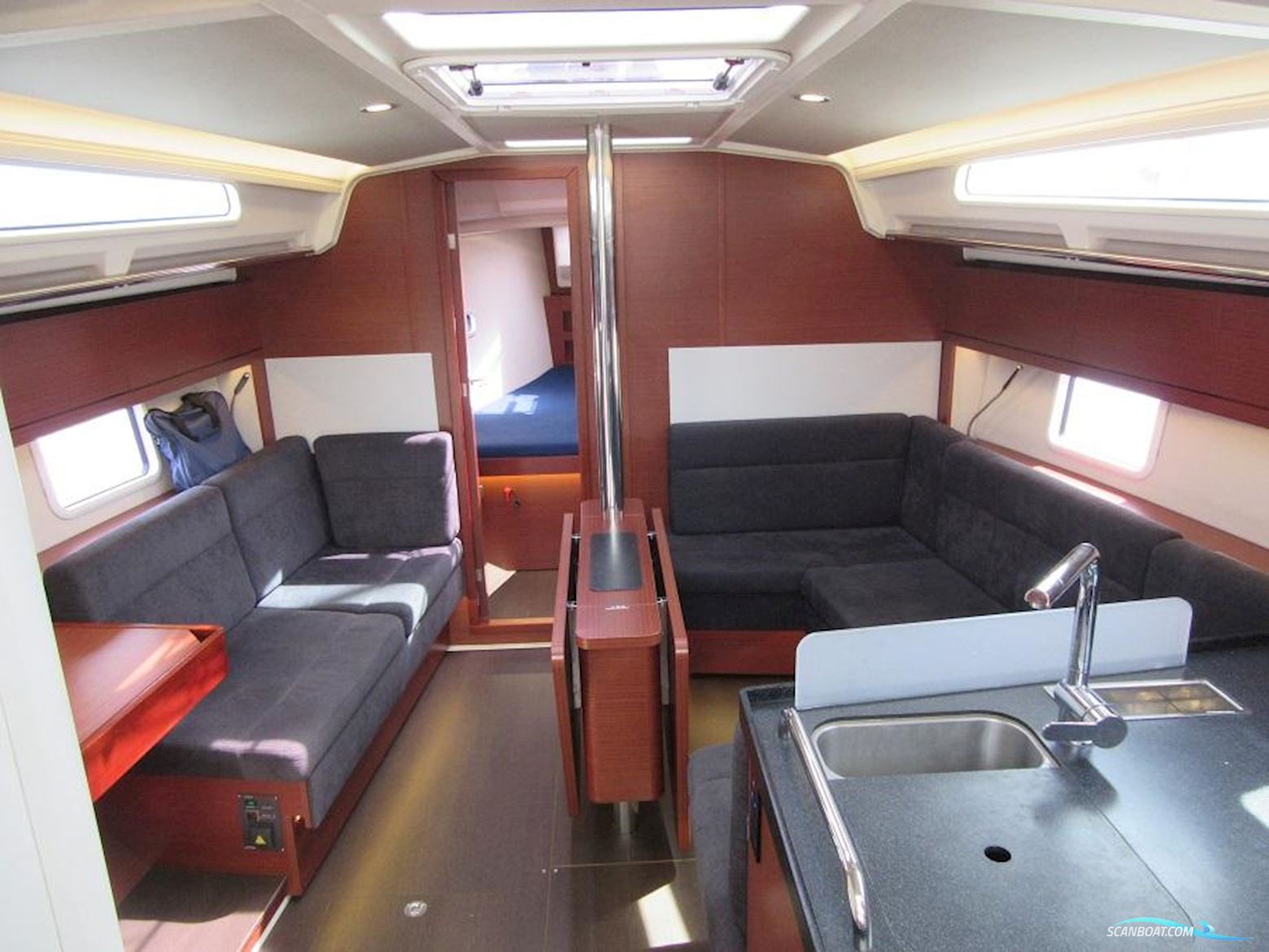 Hanse Yachts AG 388