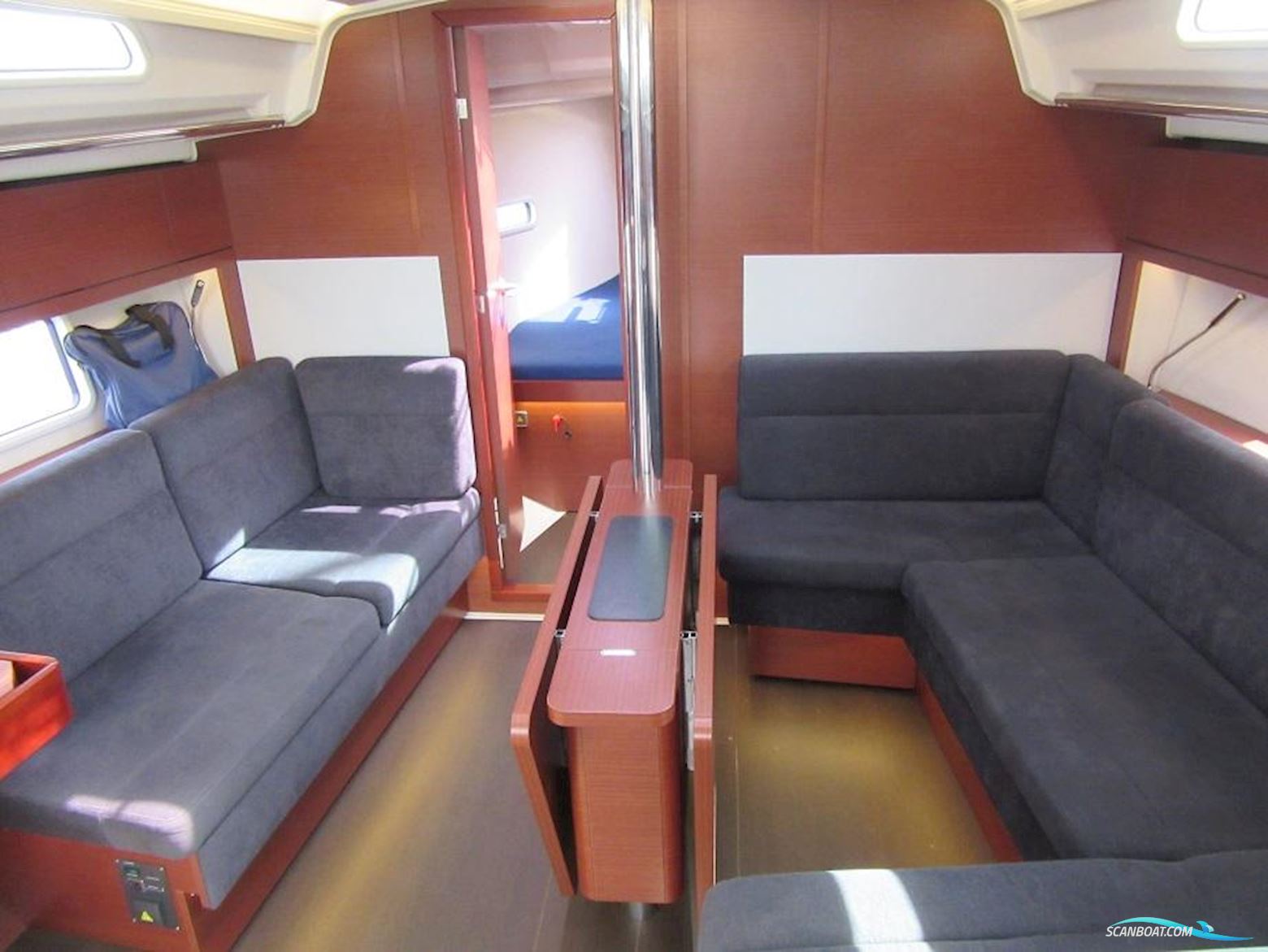 Hanse Yachts AG 388