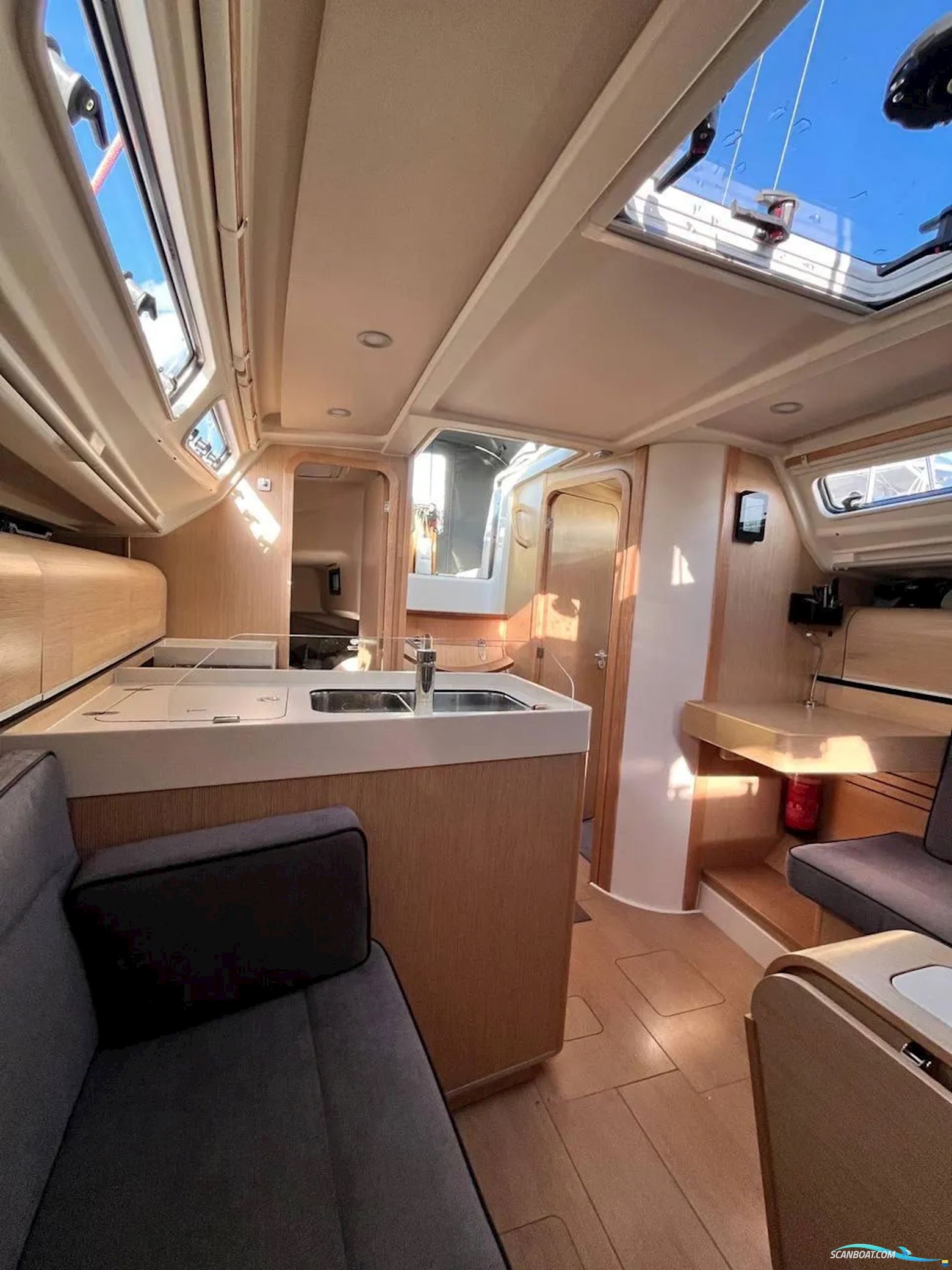 Hanse Yachts AG Dehler 34